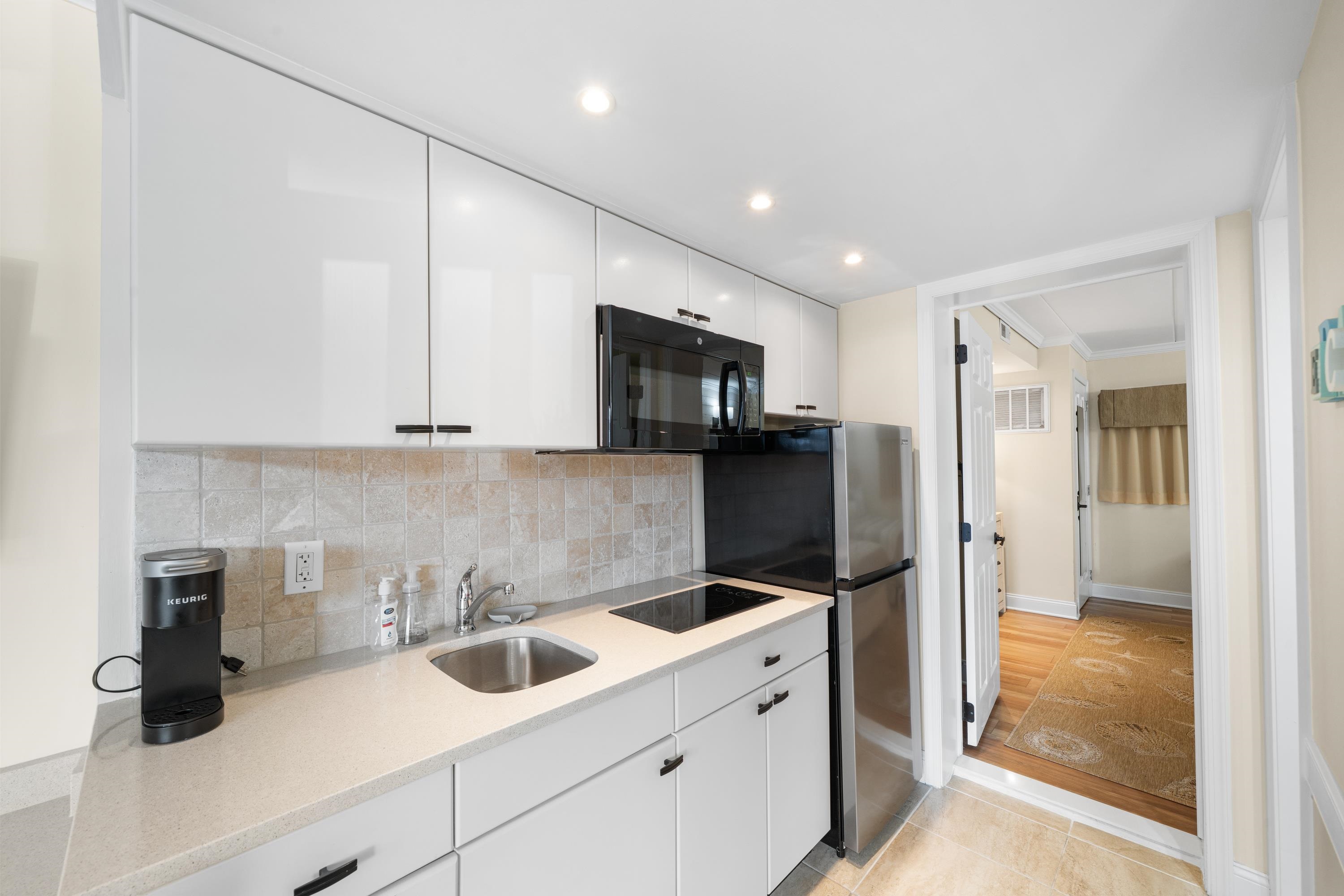 7888 Dune Drive - Picture 15