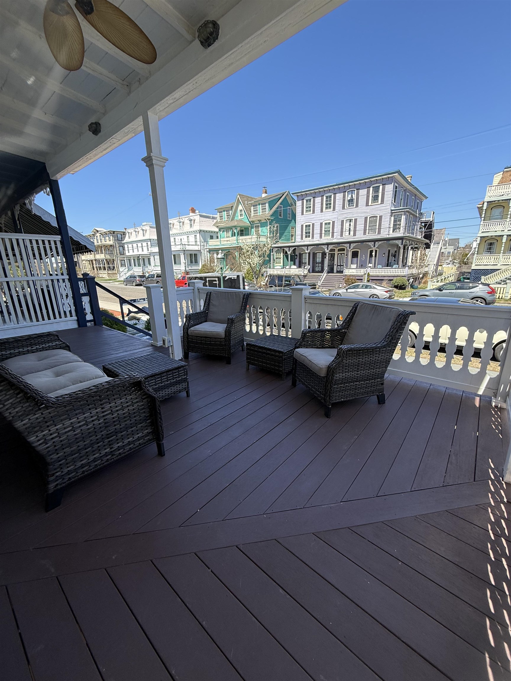 824 Stockton Avenue - Picture 4