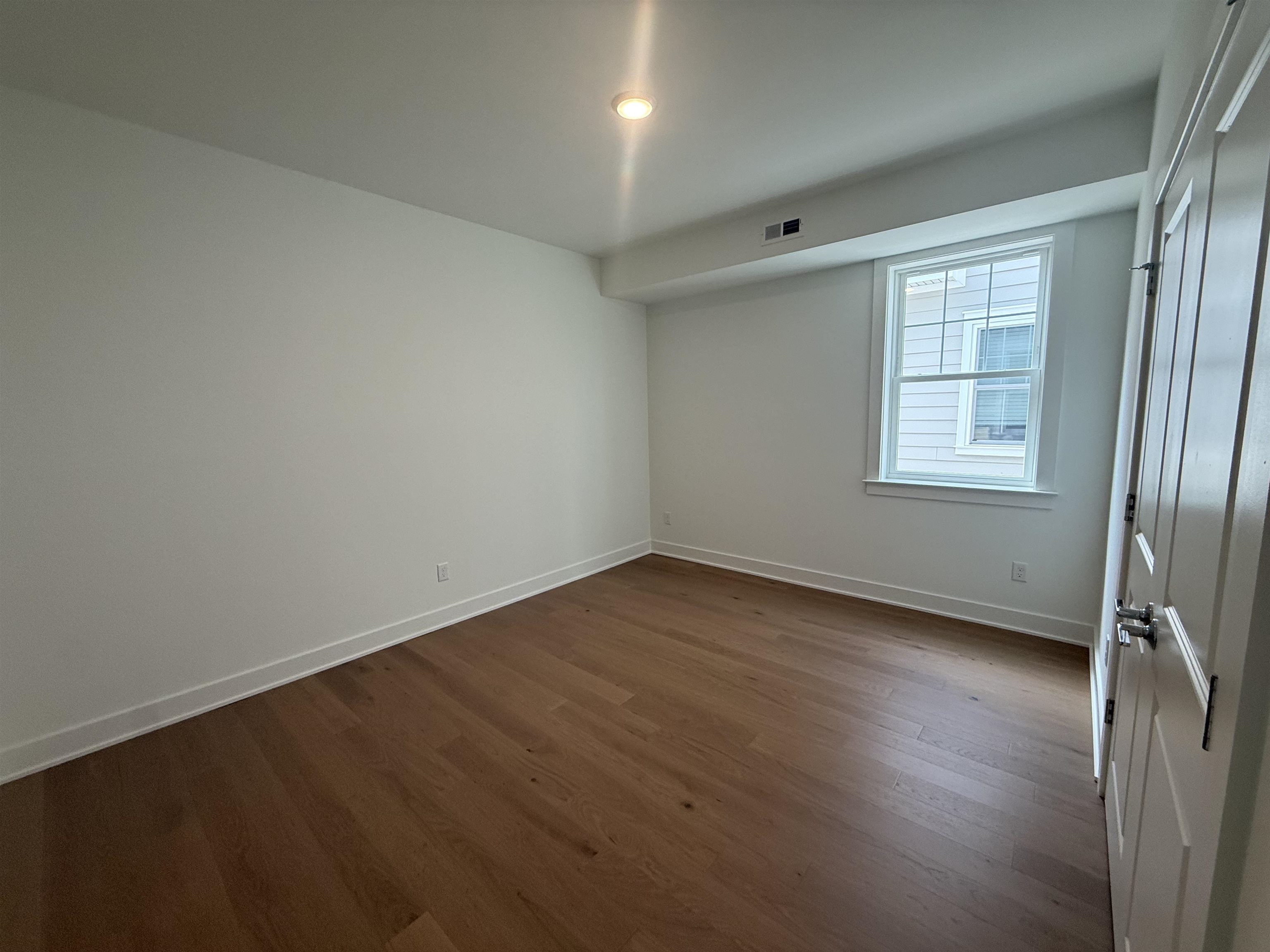 647 W Spruce Avenue - Picture 14