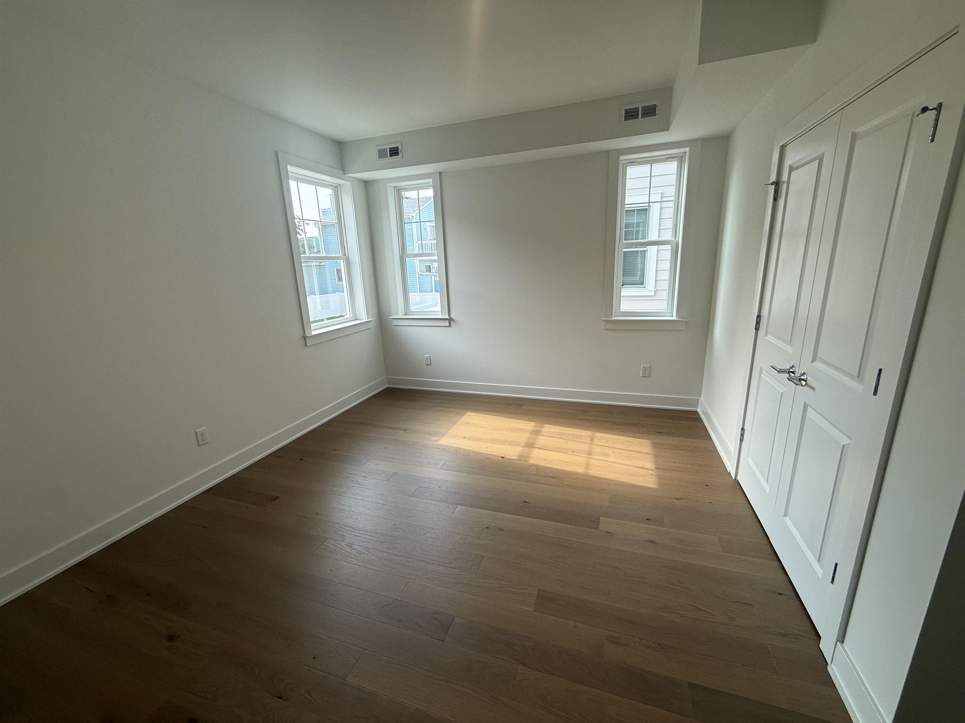 647 W Spruce Avenue - Picture 17