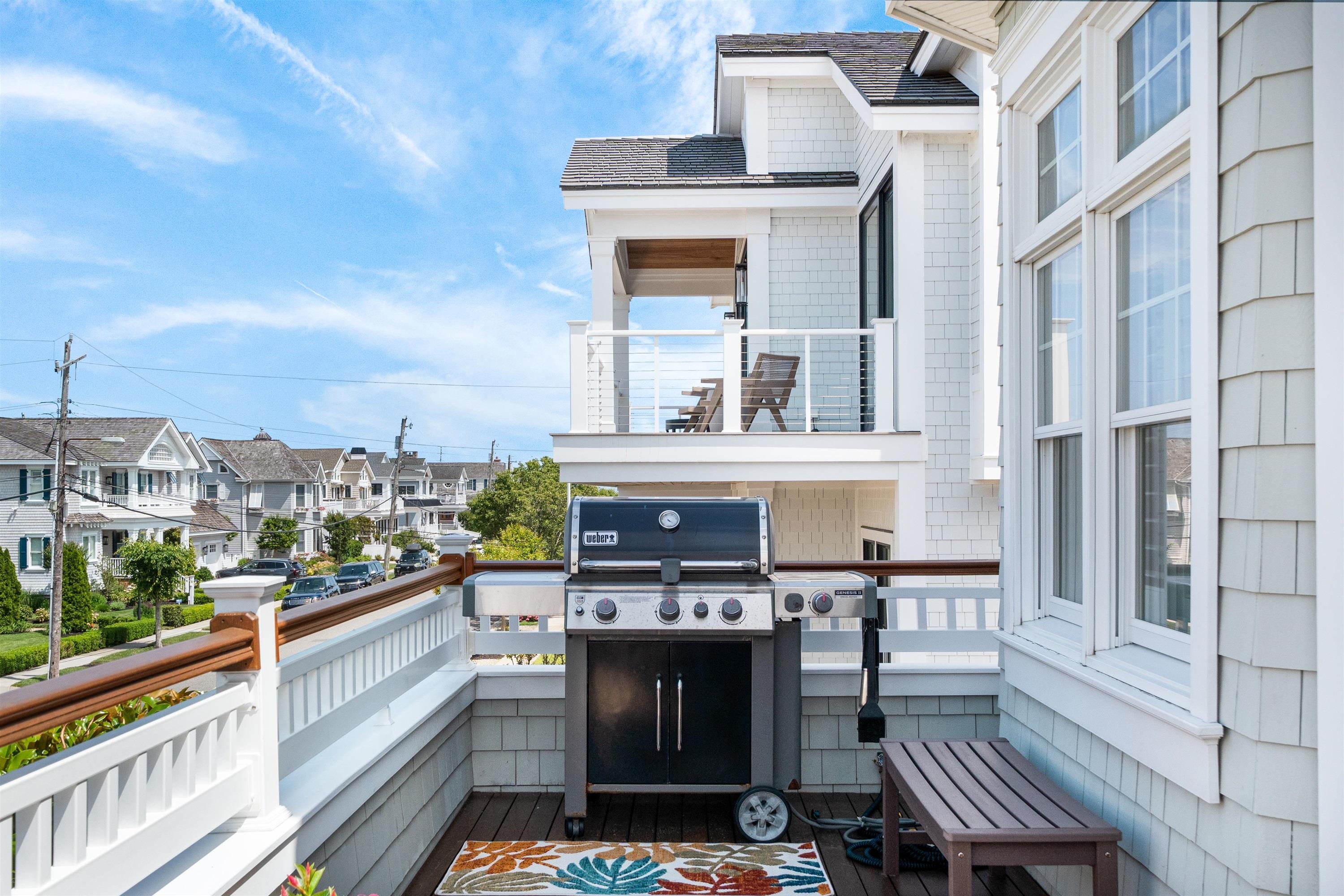 8600 Second Avenue