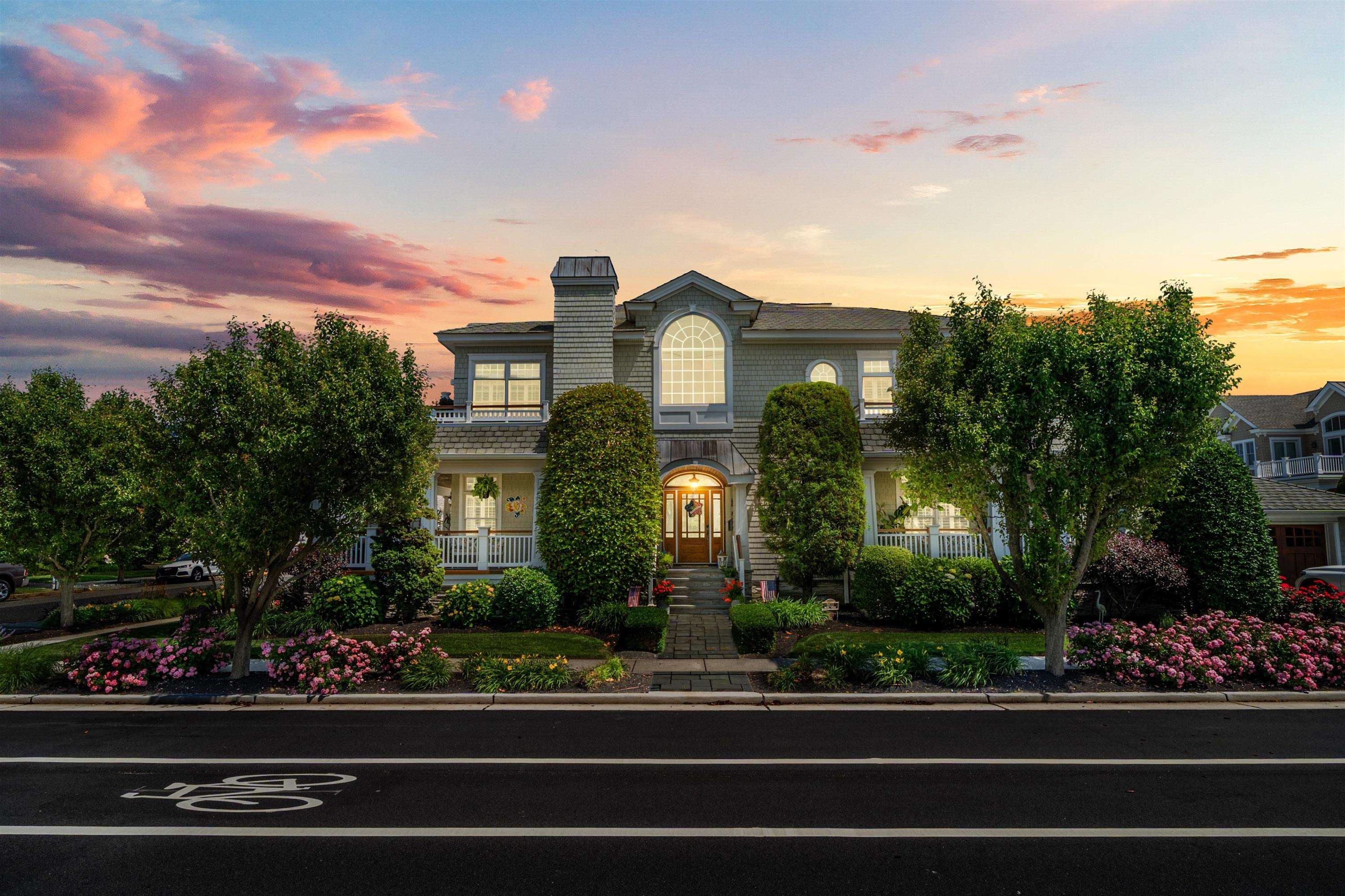 8600 Second Avenue