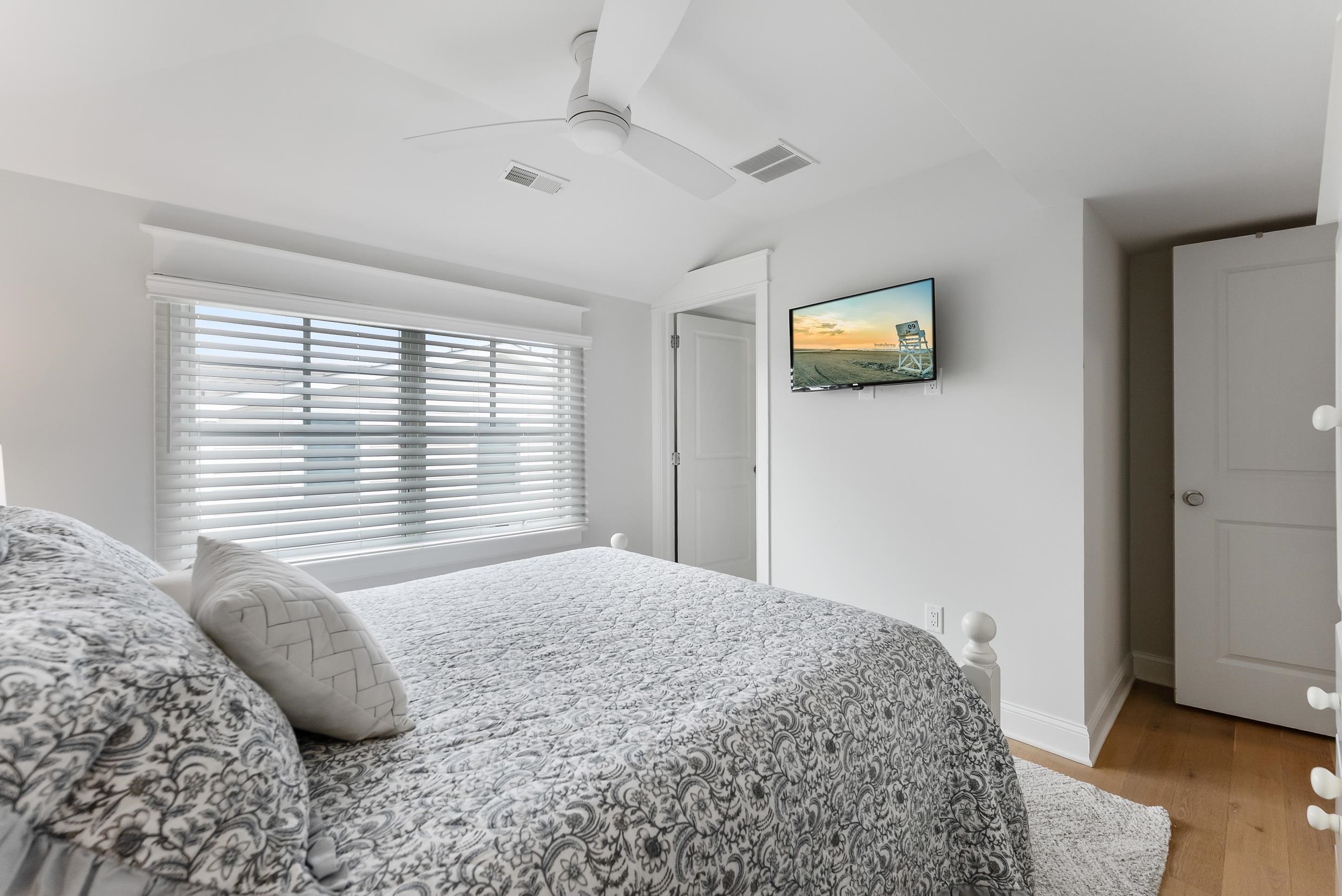 253 35th Street - Picture 34