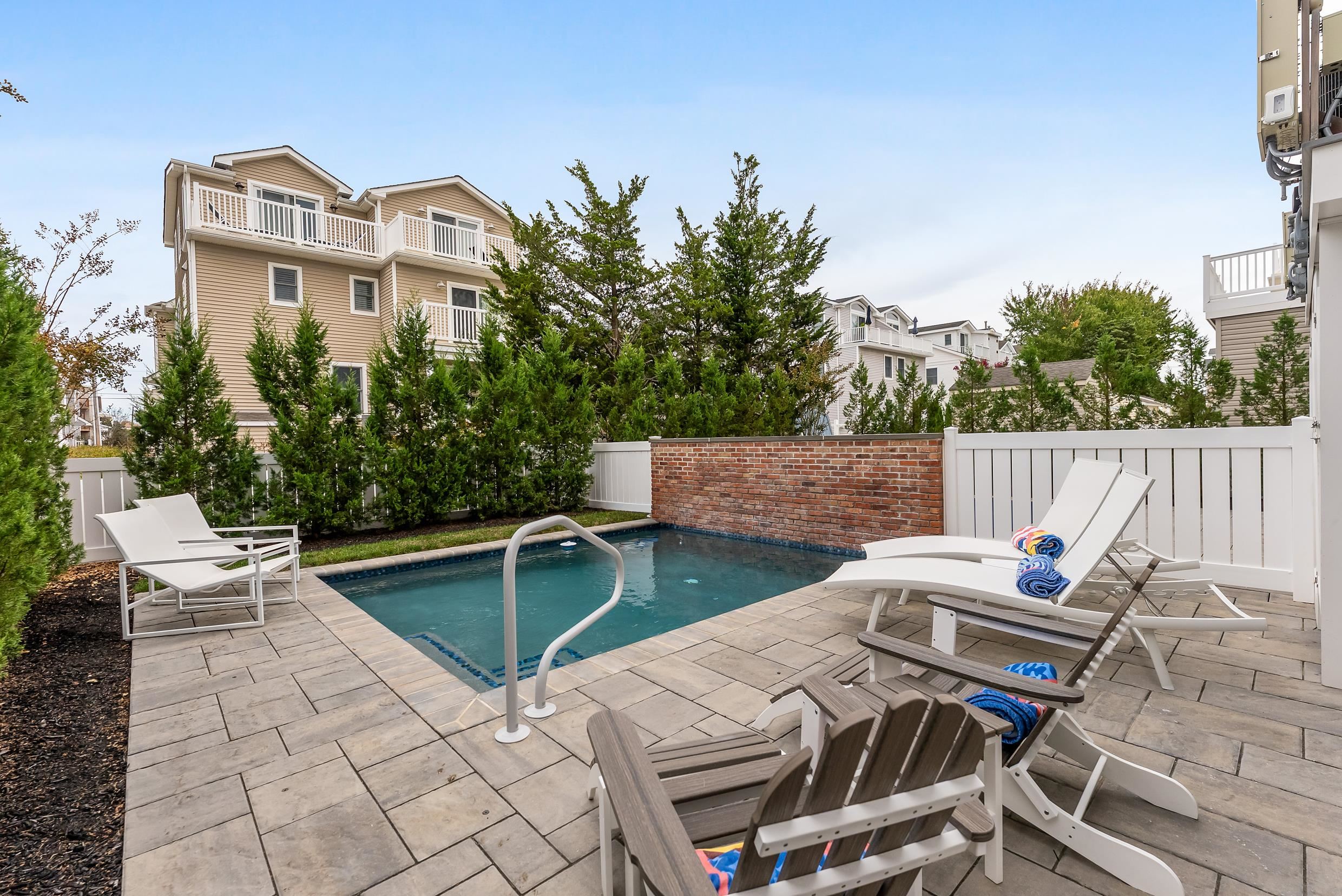 253 35th Street - Picture 43