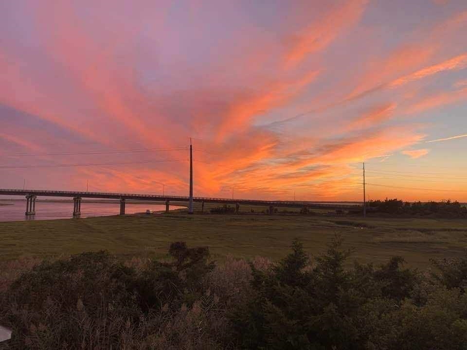 25 Seabreeze Lane - Picture 2