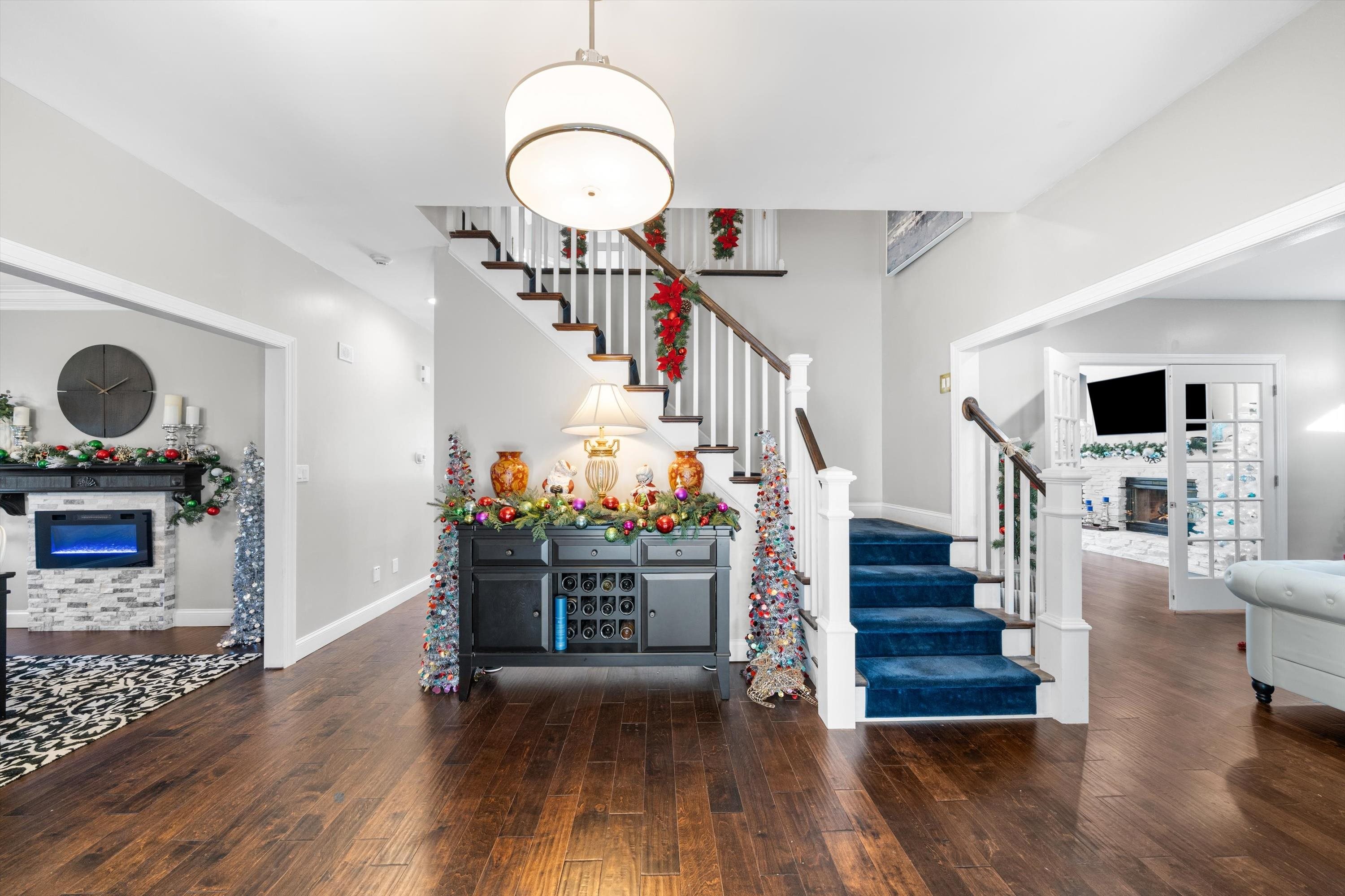 55 Cedar Meadow Drive - Picture 1