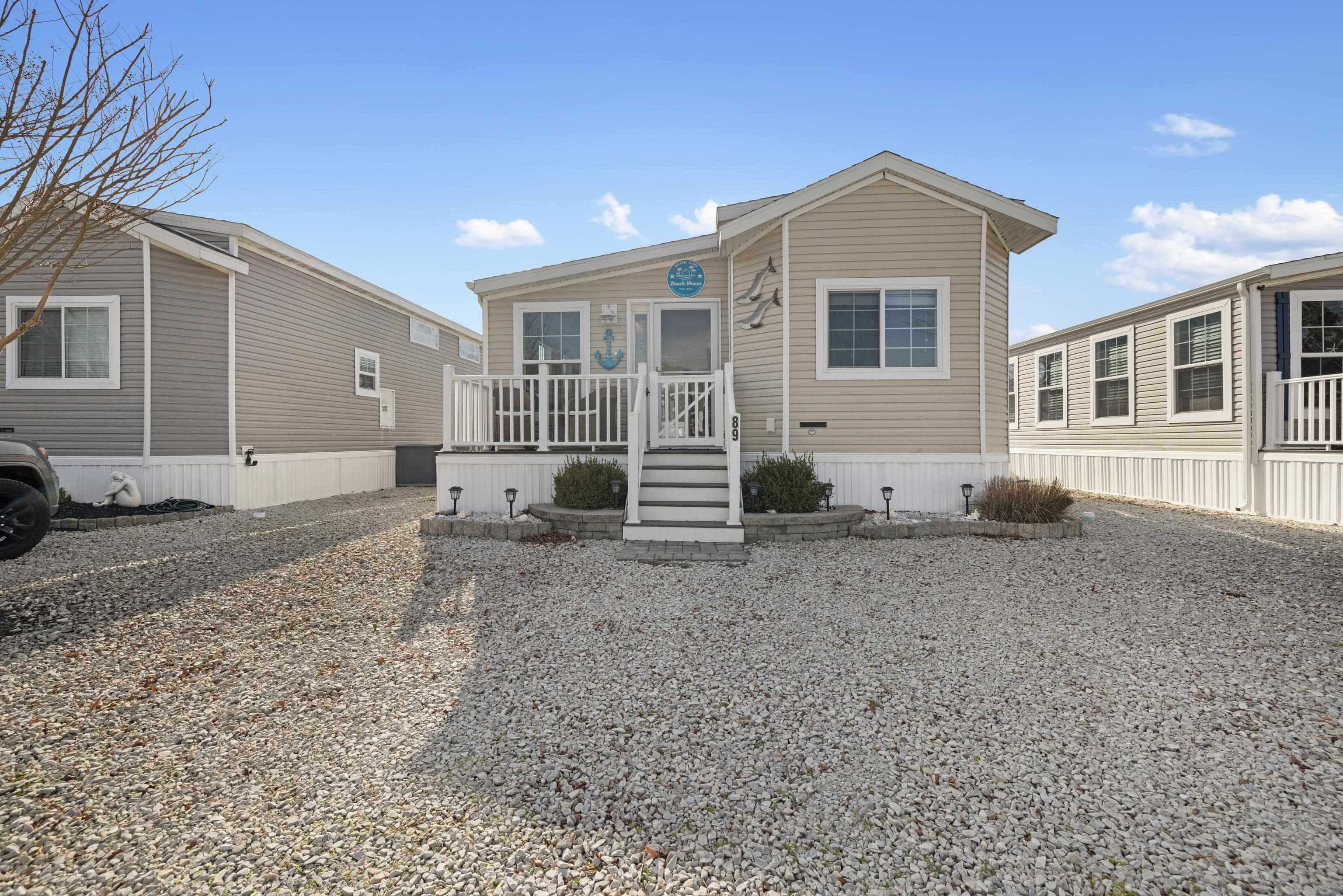 The deSatnick Real Estate Team