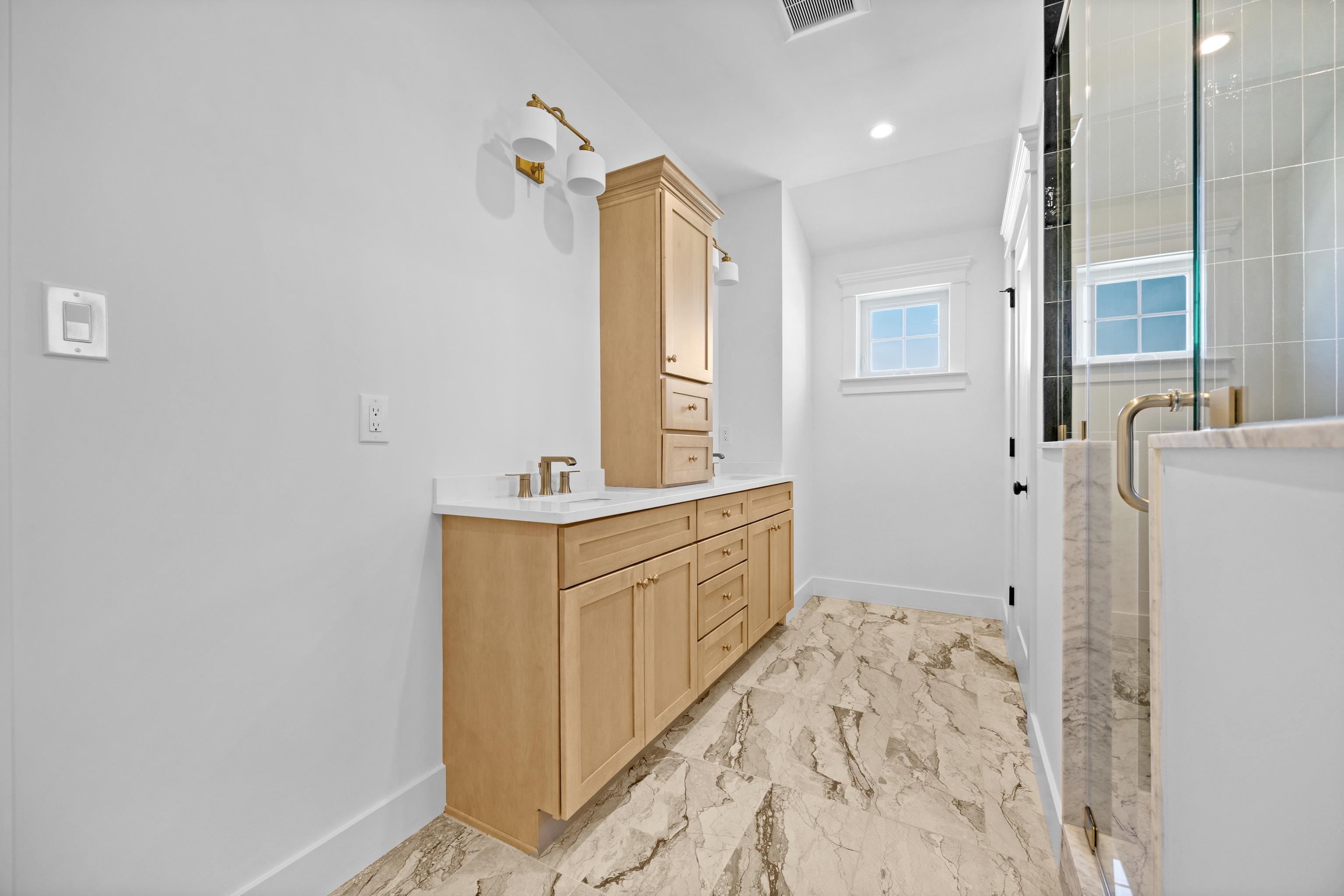 101 W 22nd Avenue