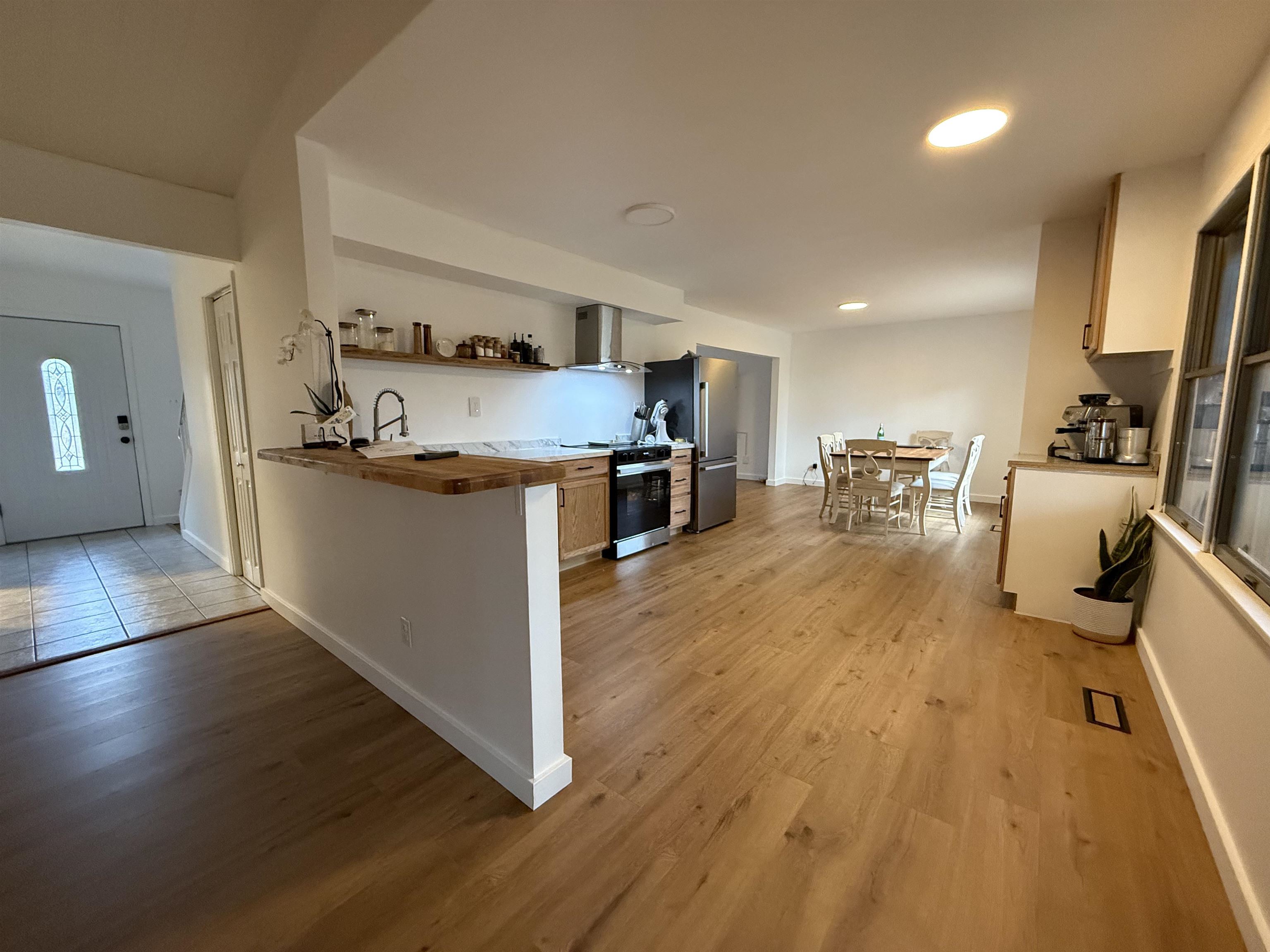 510 Portsmouth Road - Picture 4