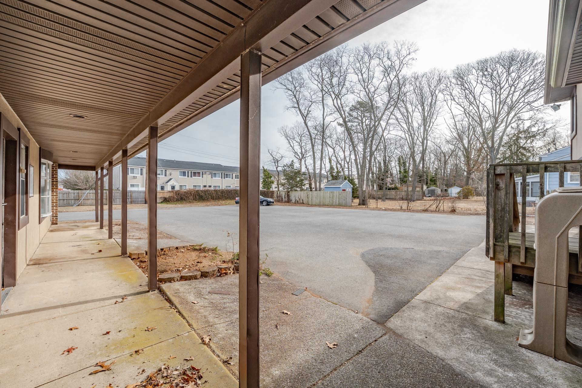 98 New Road - Picture 35