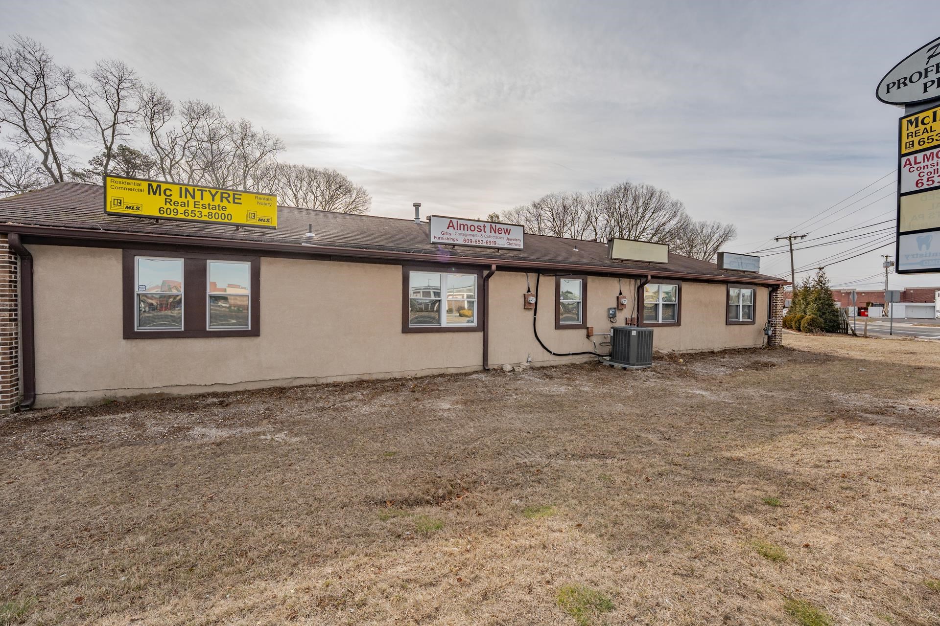 98 New Road - Picture 40