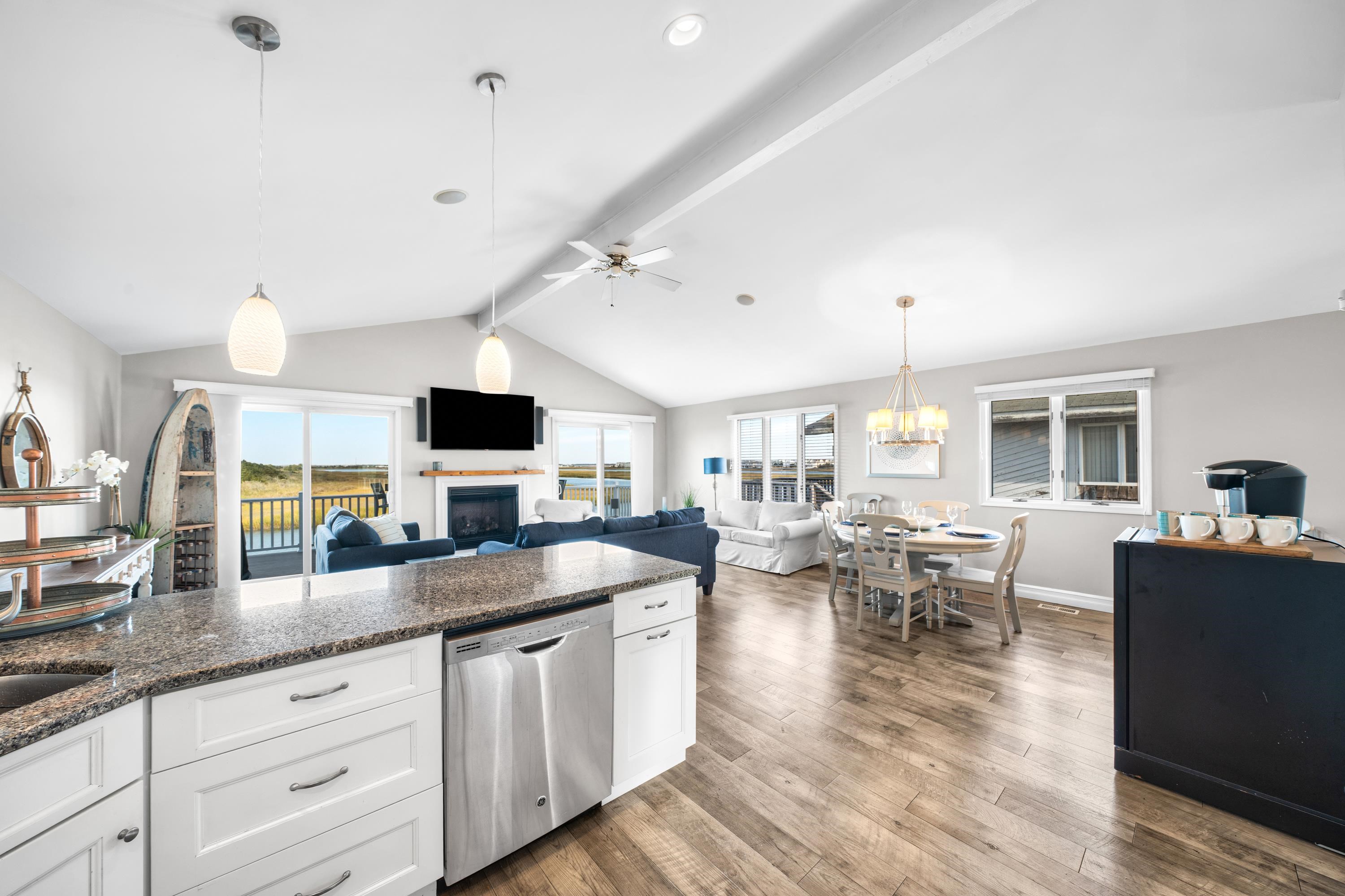 2934 Ocean Drive - Picture 14