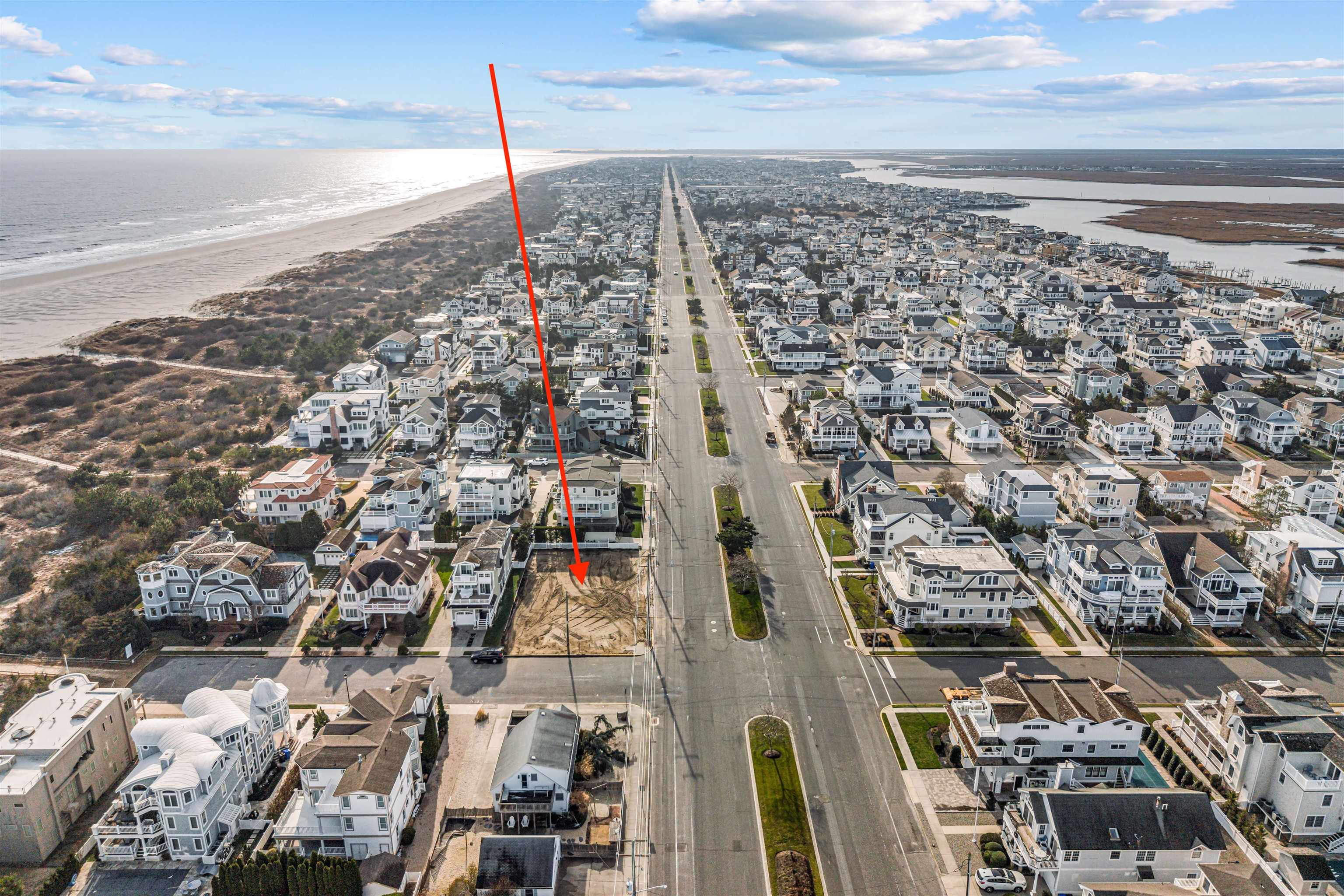 6229 Dune Drive - Picture 2