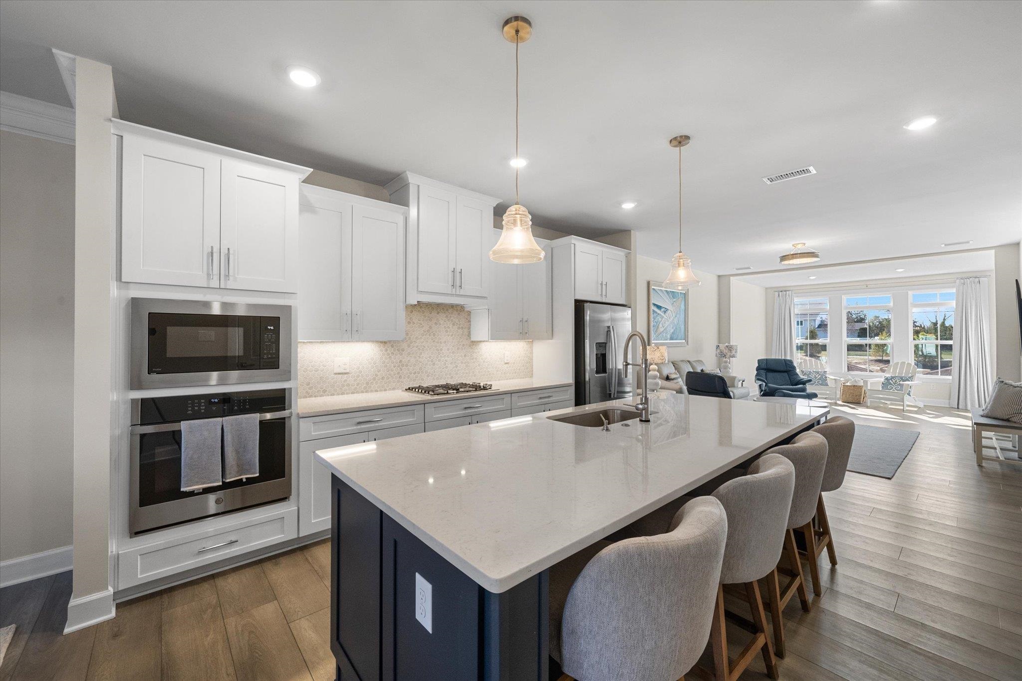 503 Southgate Road - Picture 2