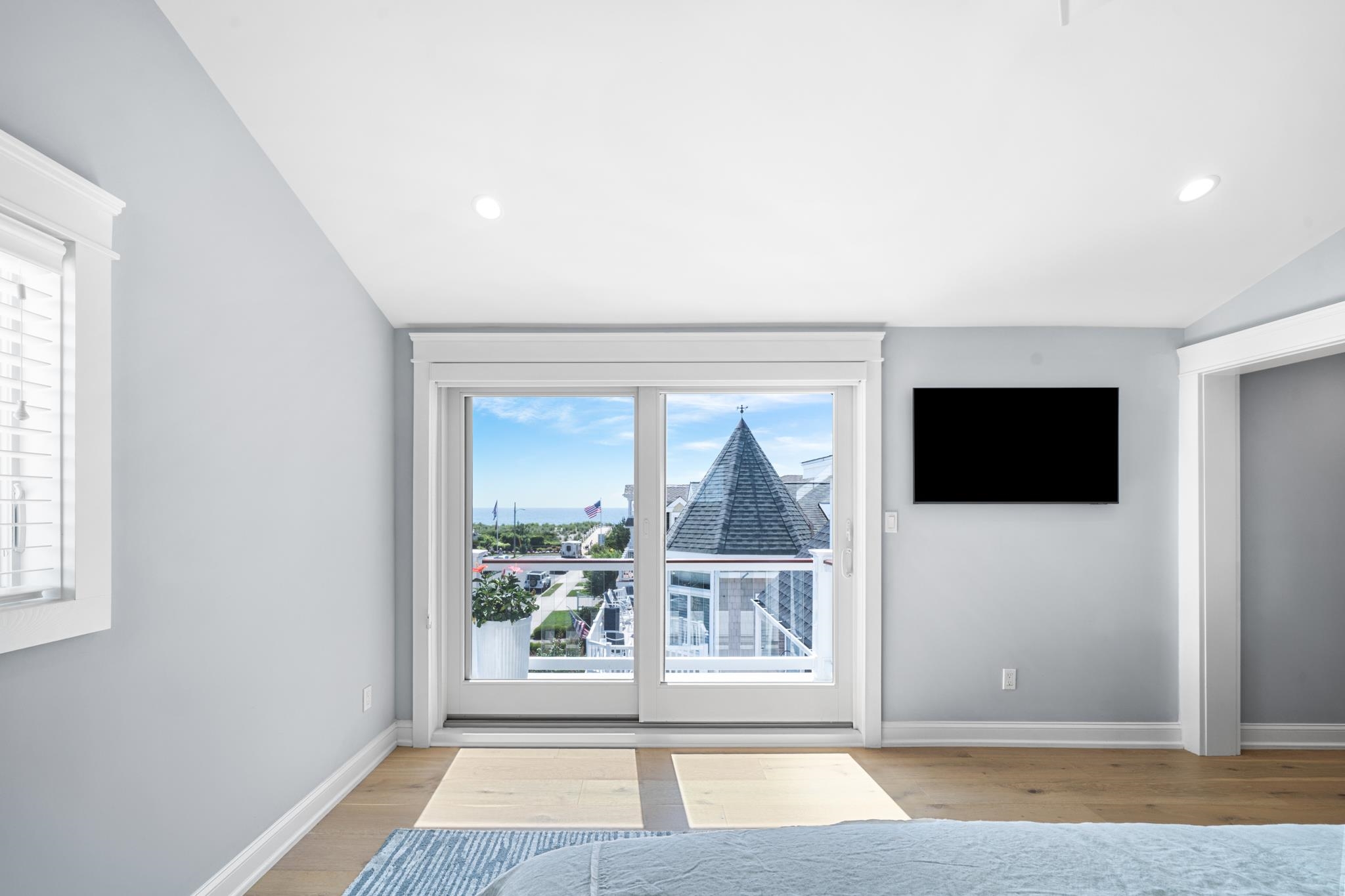 46 E 18th Street - Picture 32