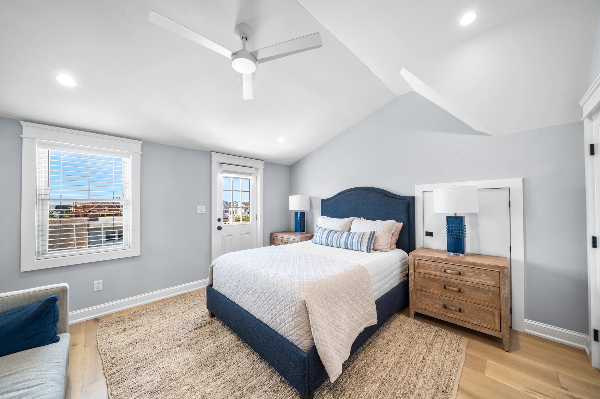 46 E 18th Street - Picture 35