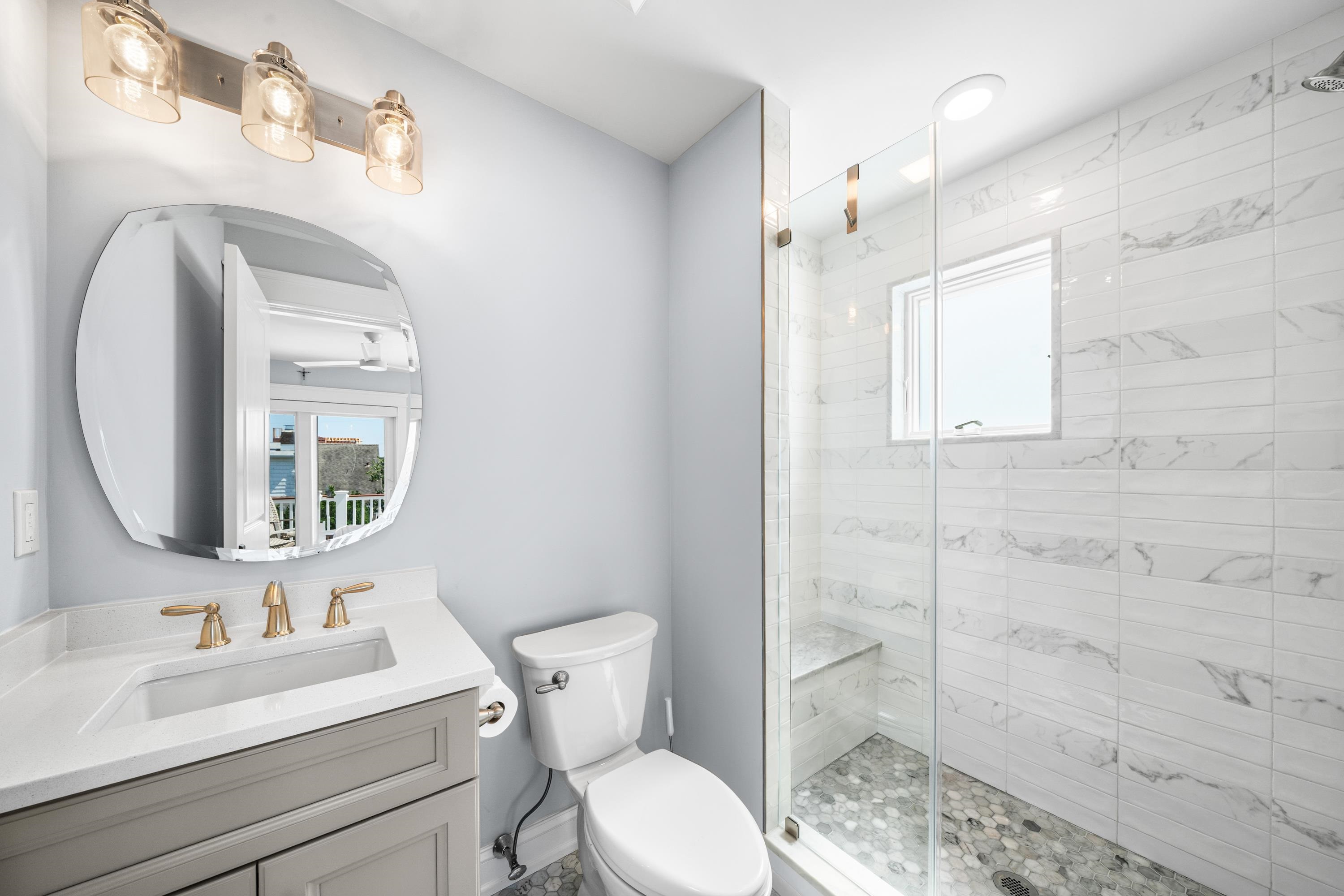 46 E 18th Street - Picture 38