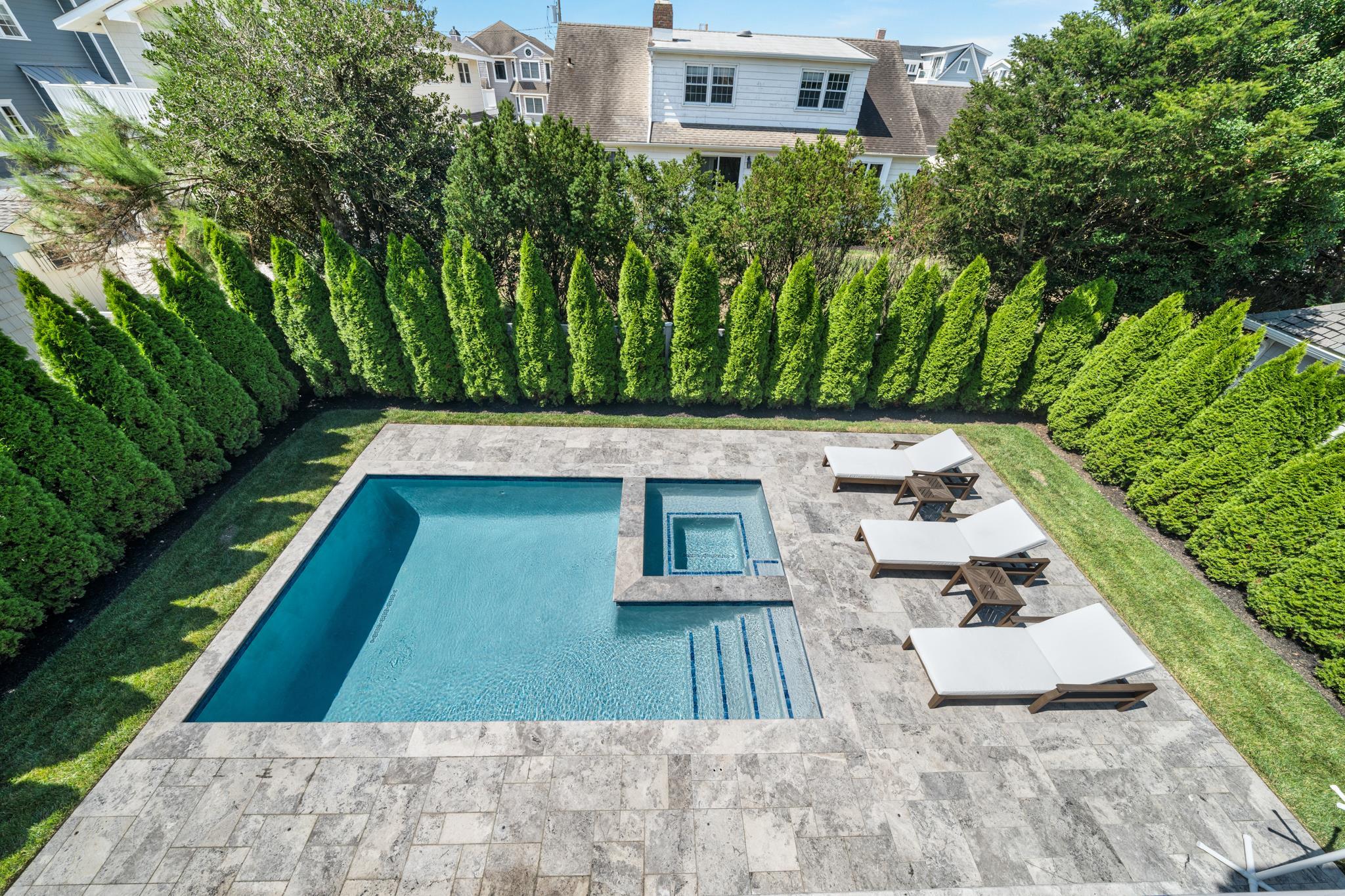 46 E 18th Street - Picture 9