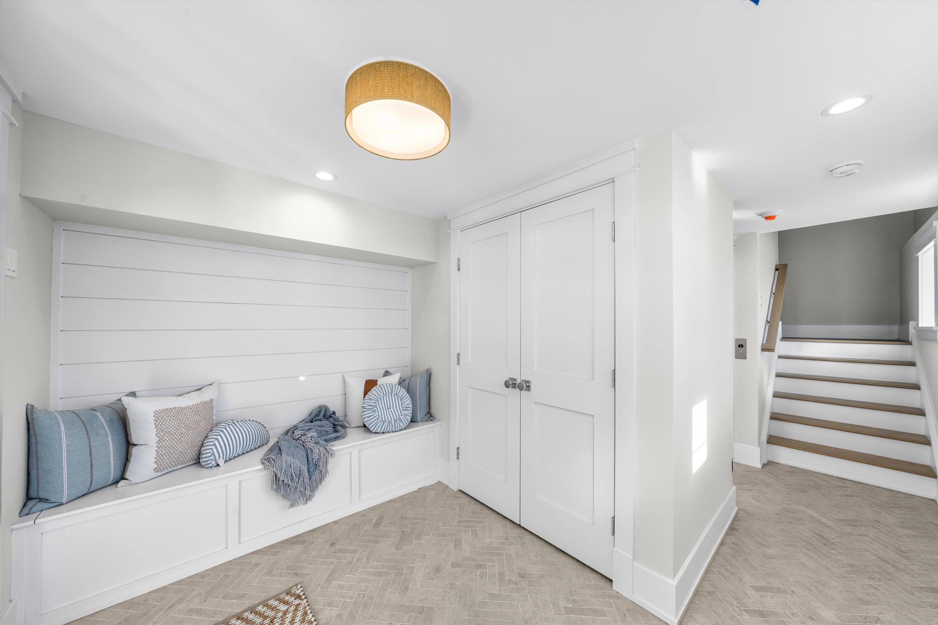 8310 Sunset Drive - Picture 5