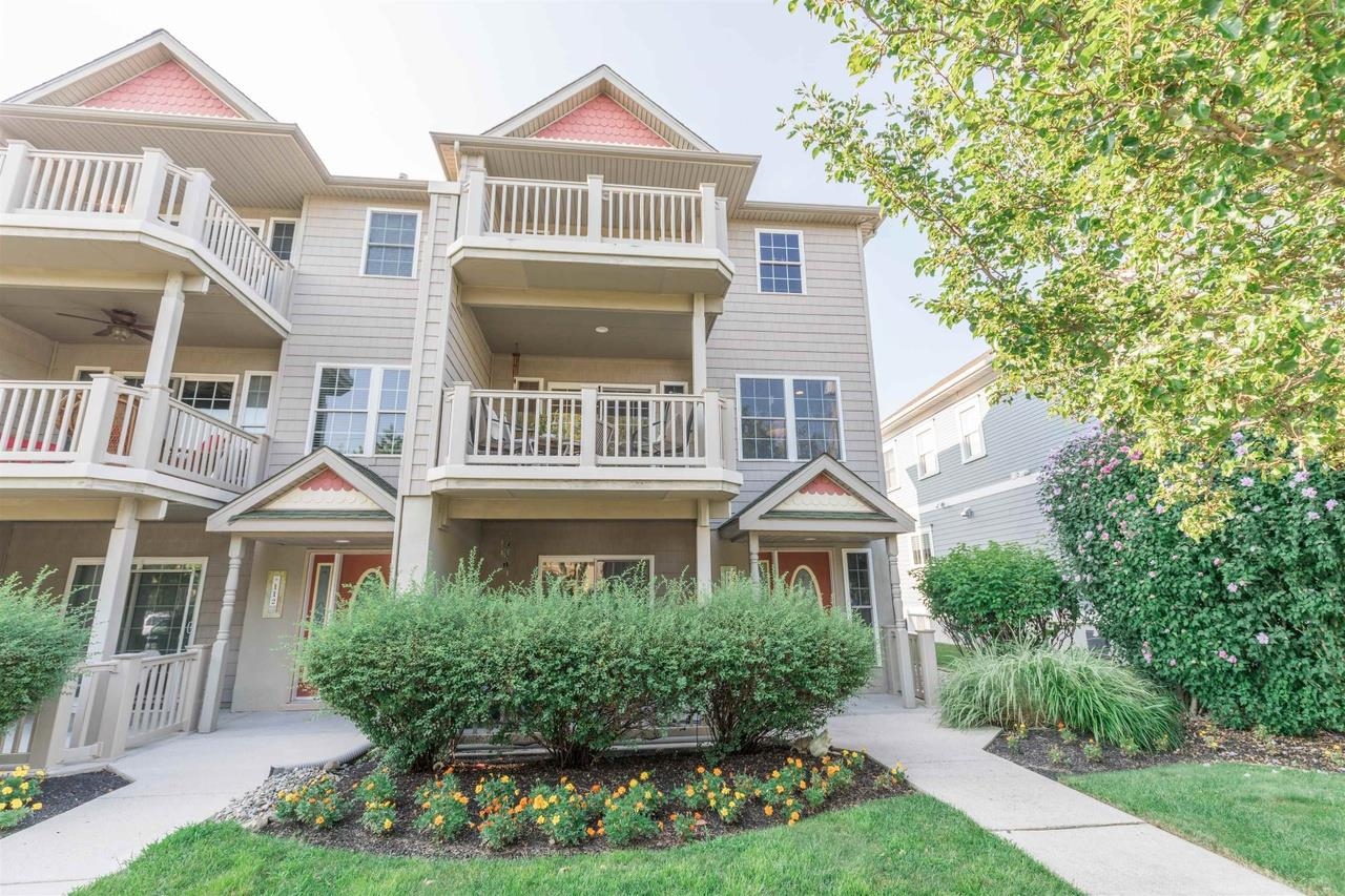 1005 Pittsburgh Avenue-Cape May