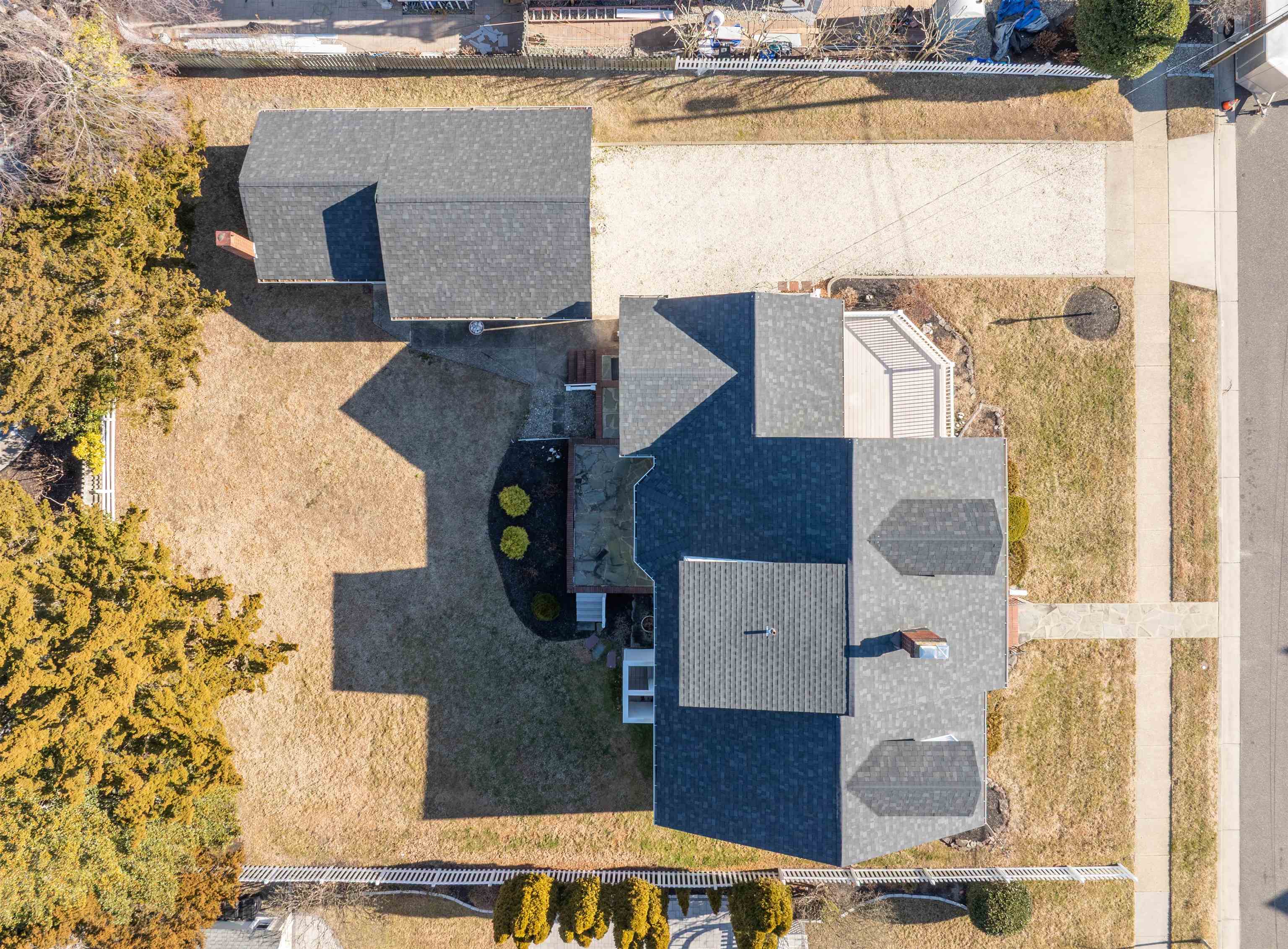 226 107th Street - Picture 2