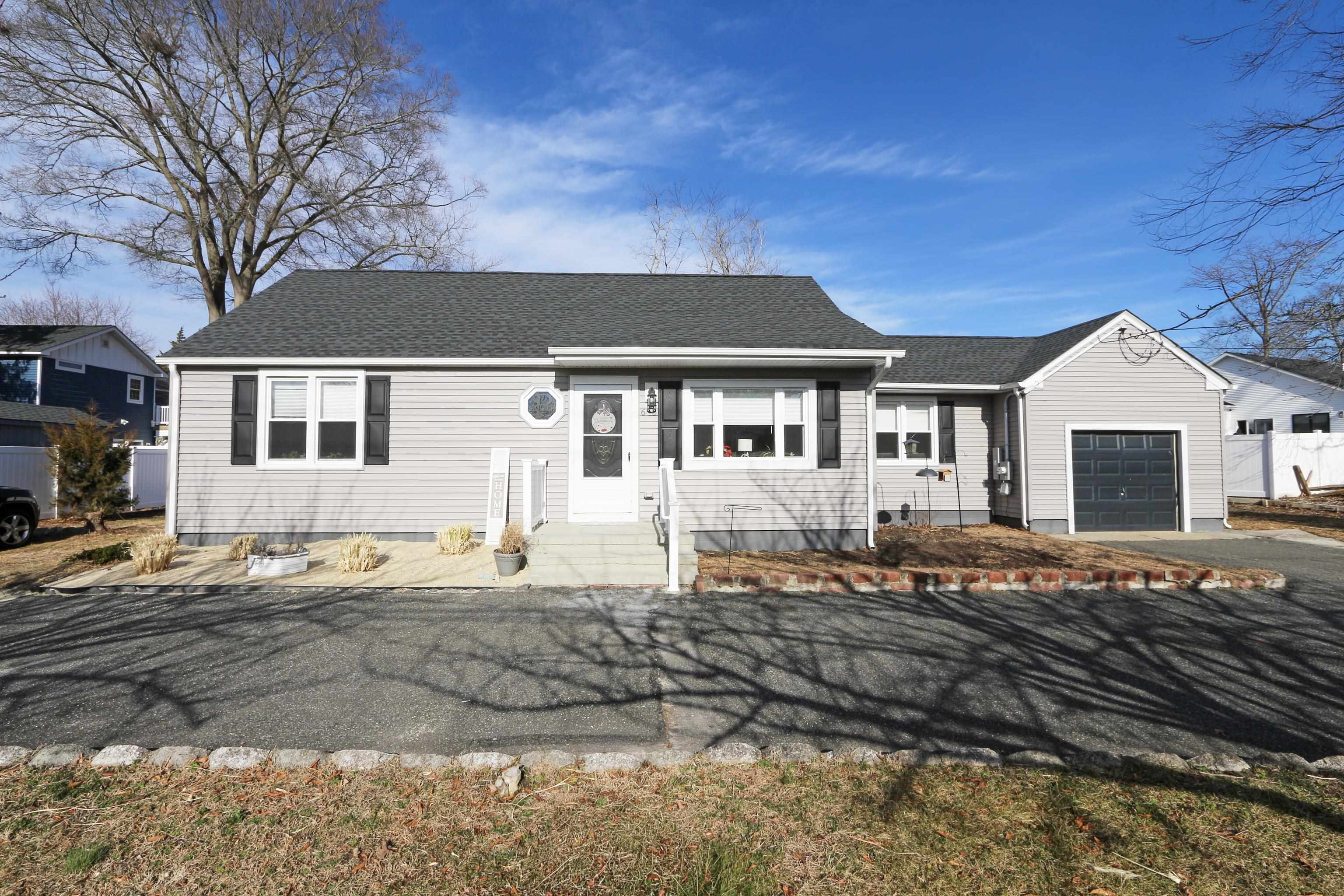  643 Town Bank Road - North Cape May