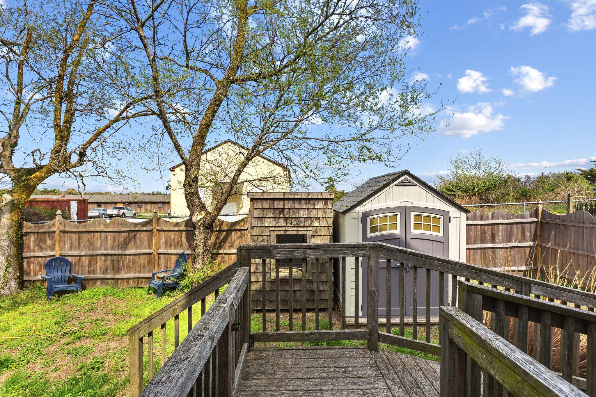 201 Light House Avenue - Picture 27