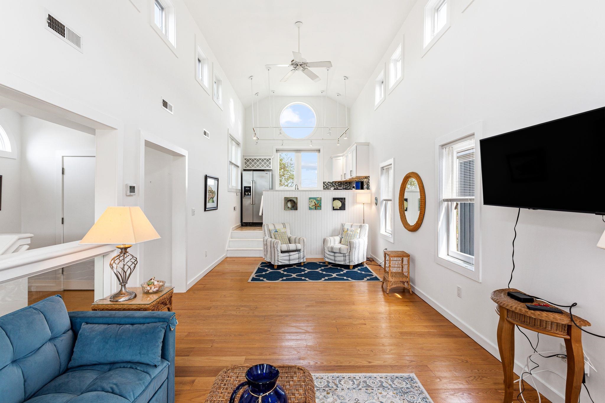 201 Light House Avenue