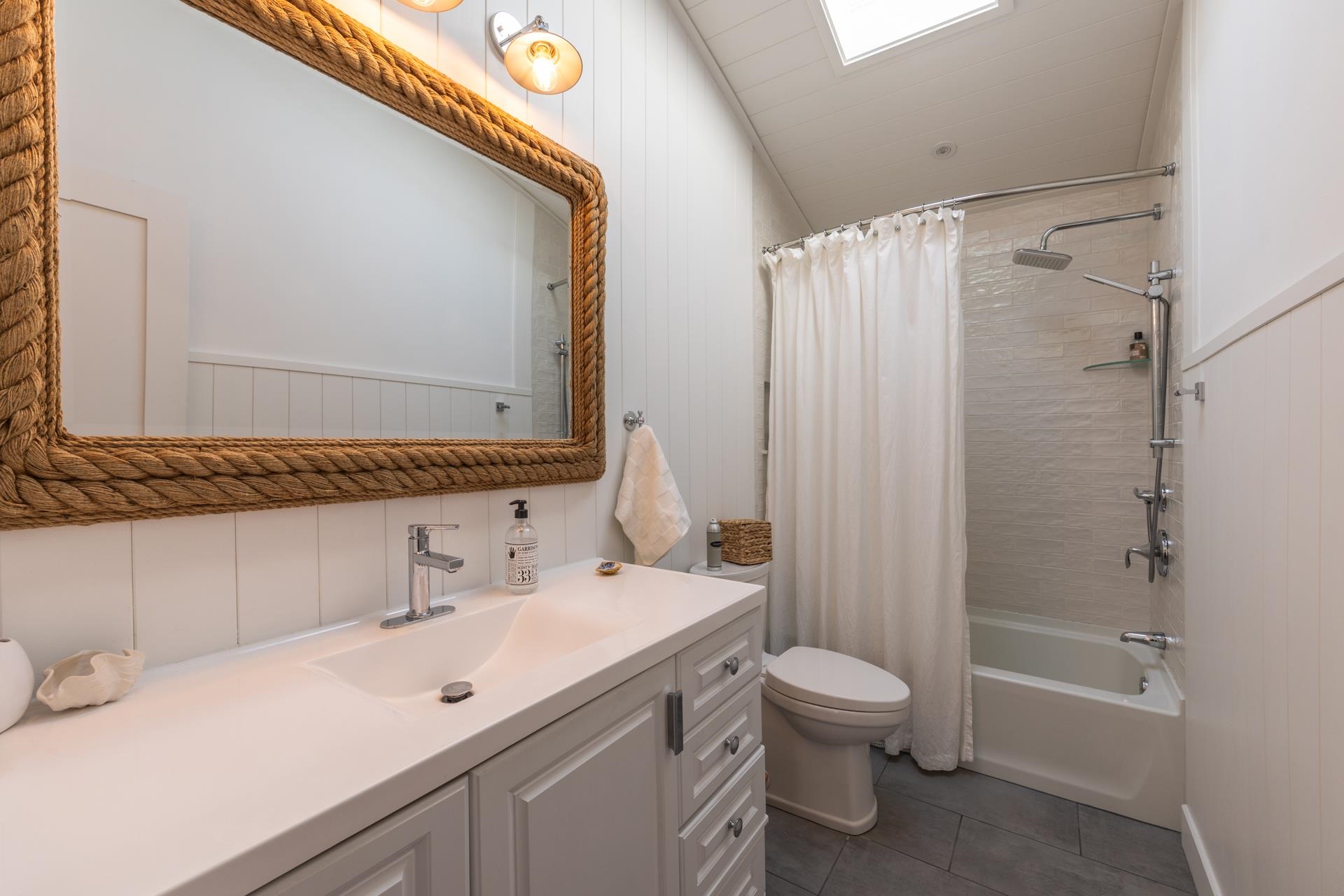 6304 Pleasure Avenue