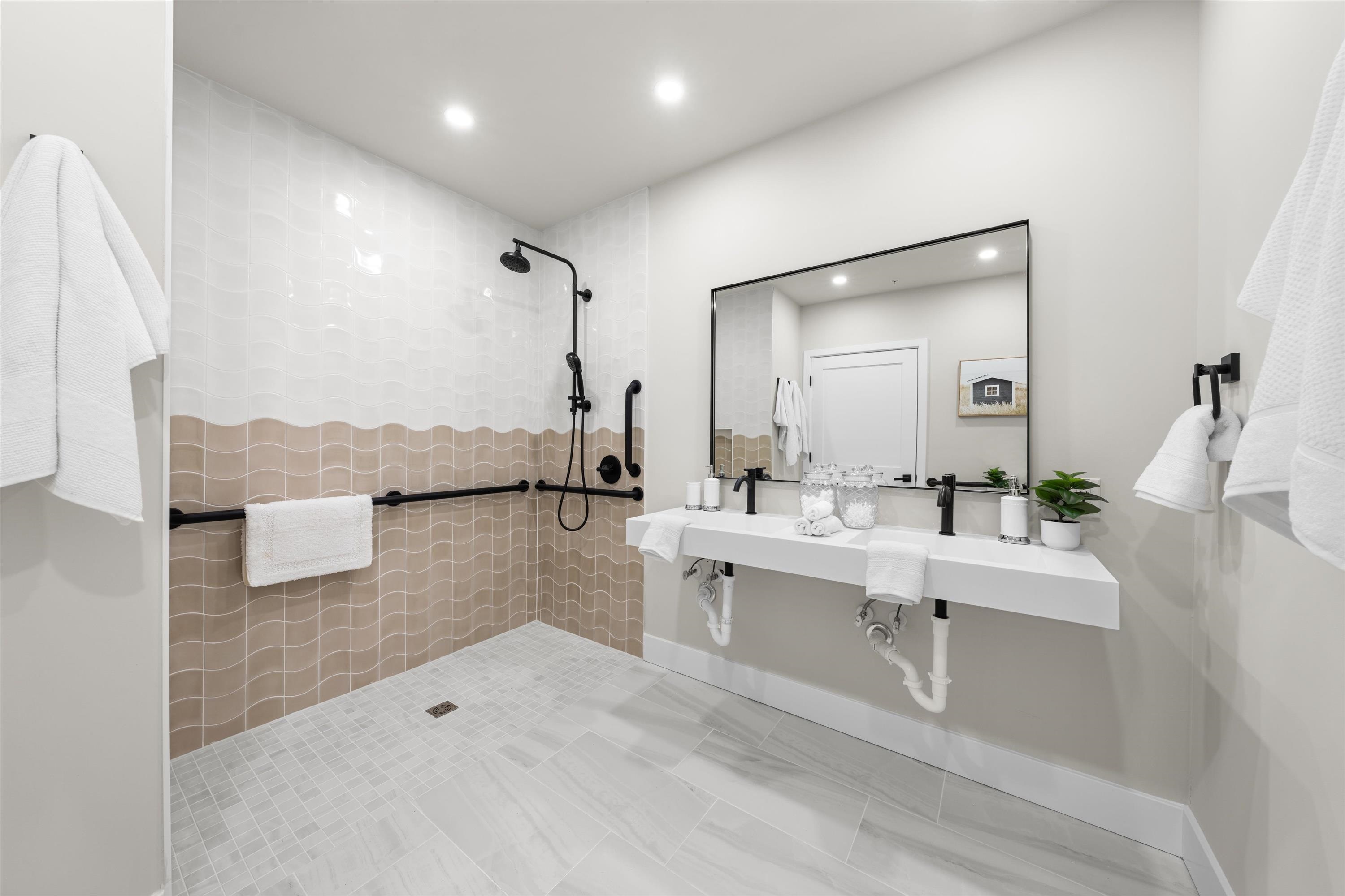 323 E Oak Avenue - Picture 33