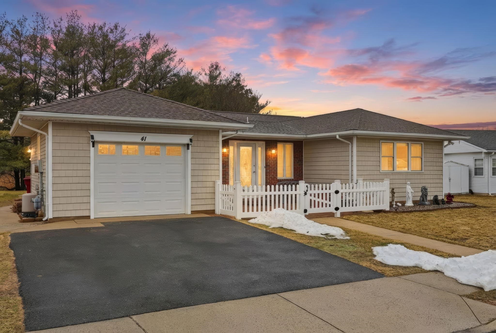 41 Wedgeport Drive-Toms River