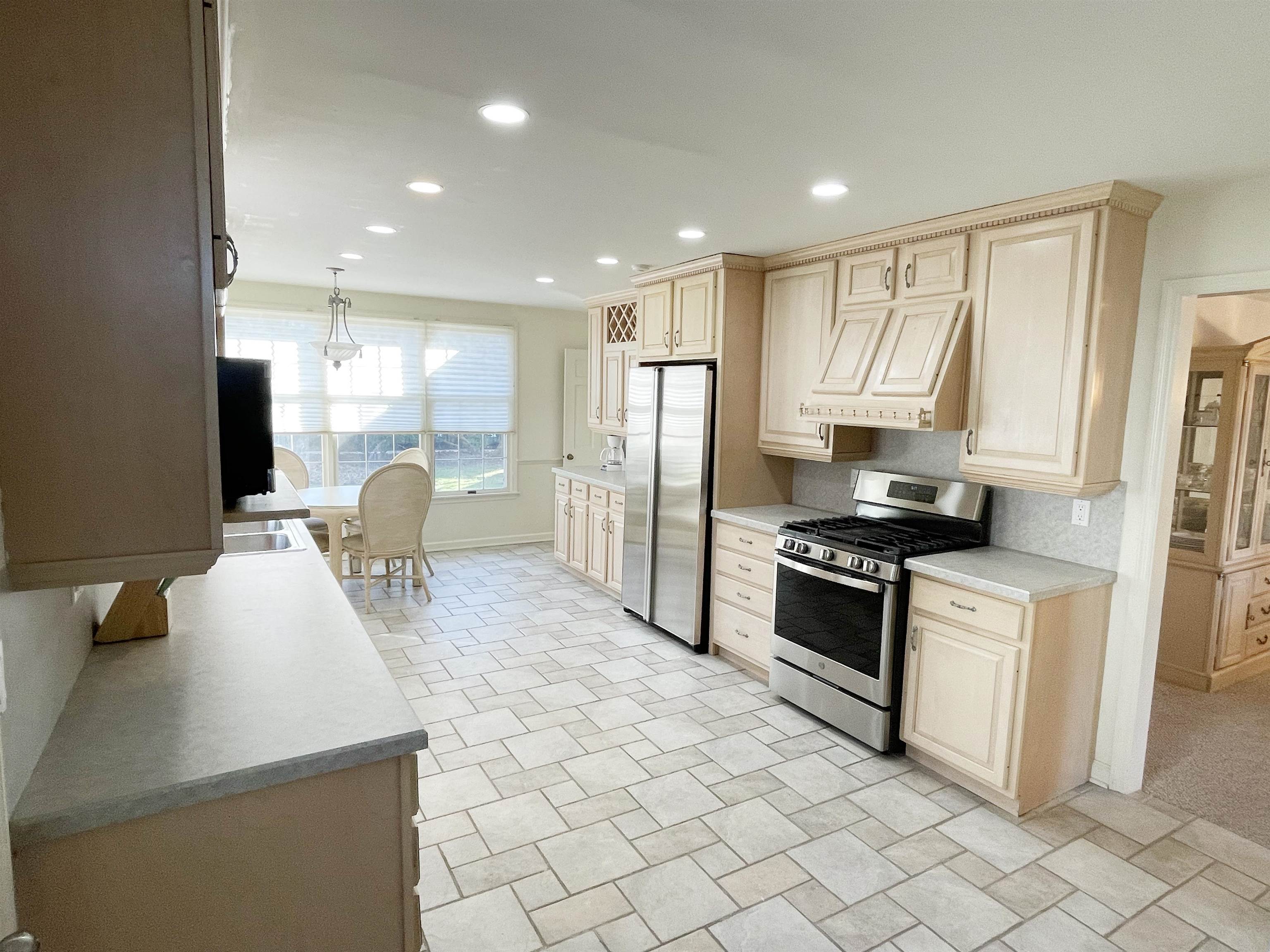 198 40th Street