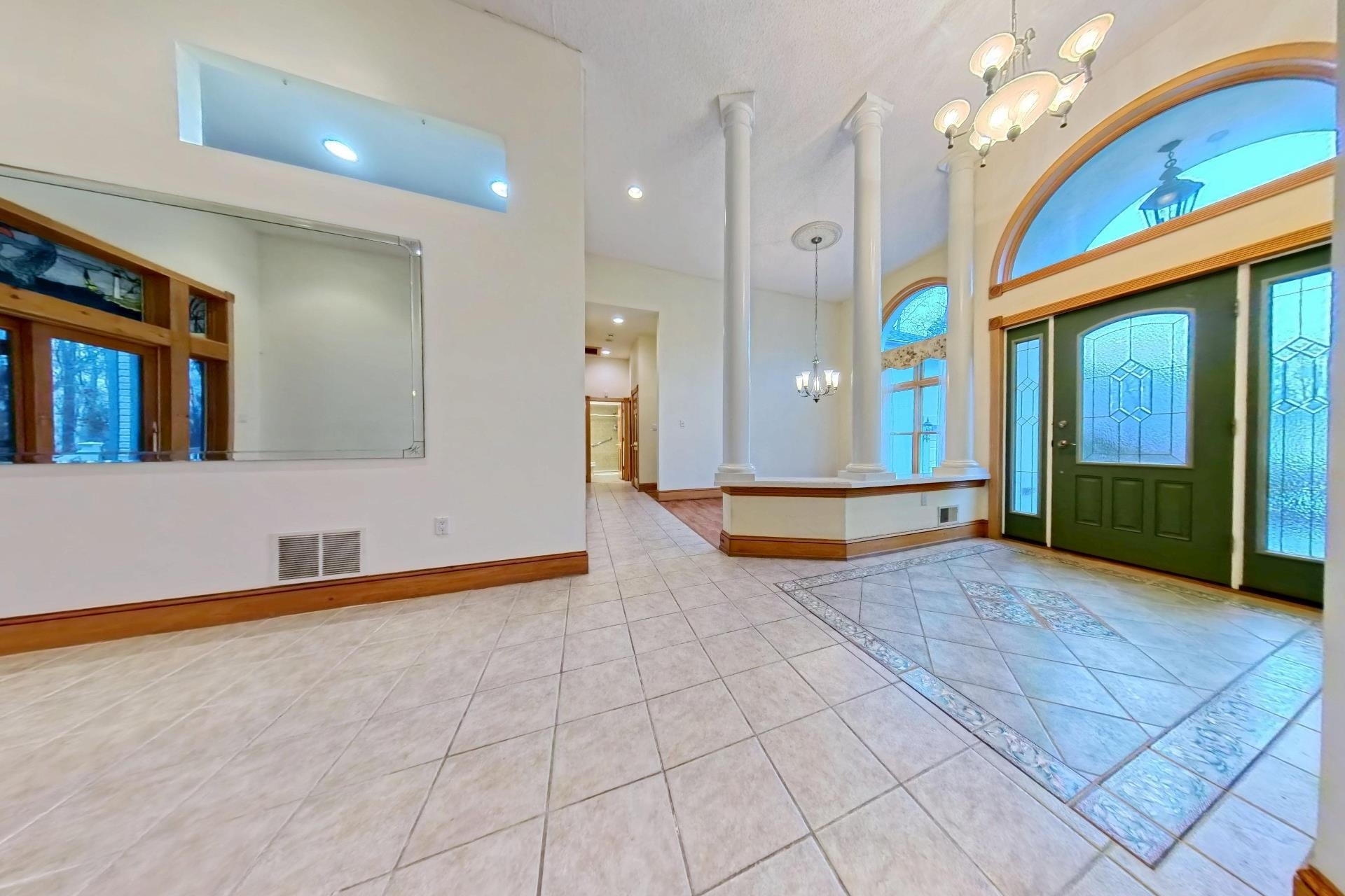 11 Holly Knoll Drive - Picture 2