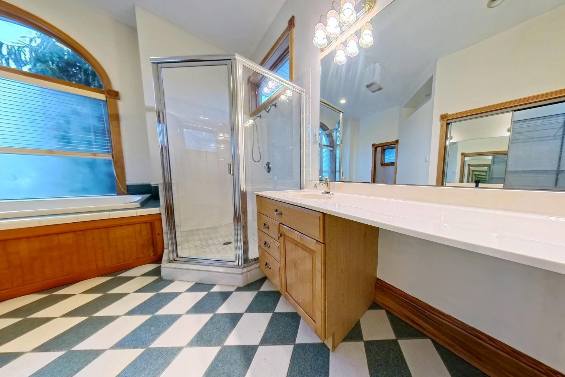 11 Holly Knoll Drive