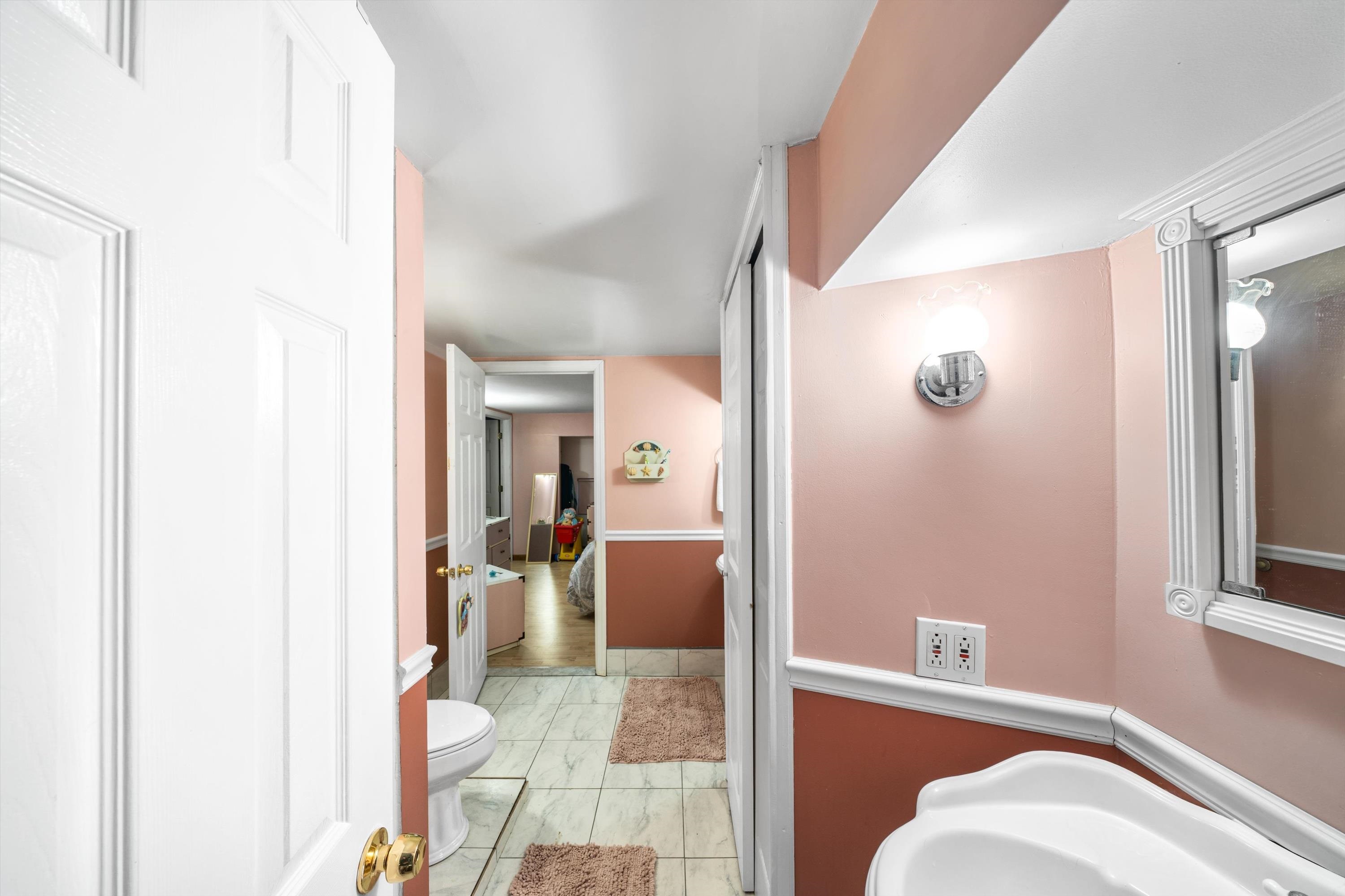 5105 Shawcrest Drive - Picture 24