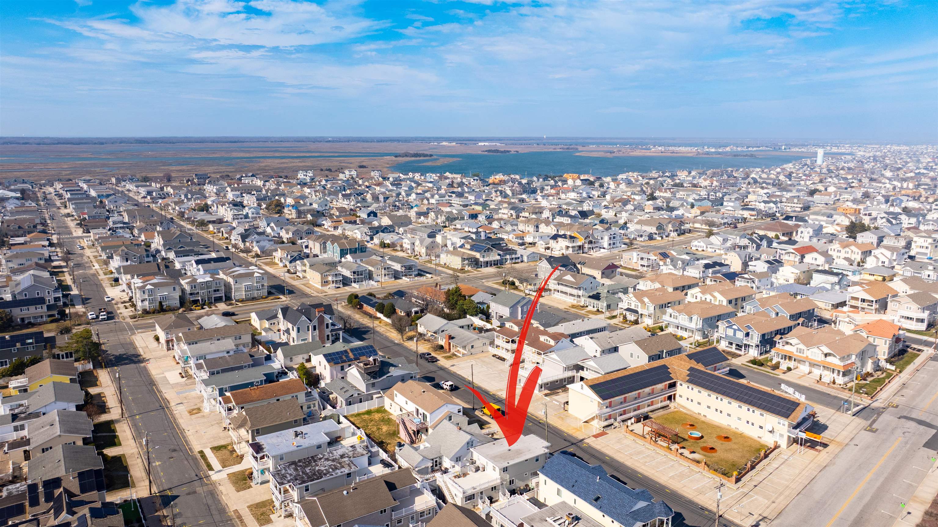 318 E Hollywood Avenue