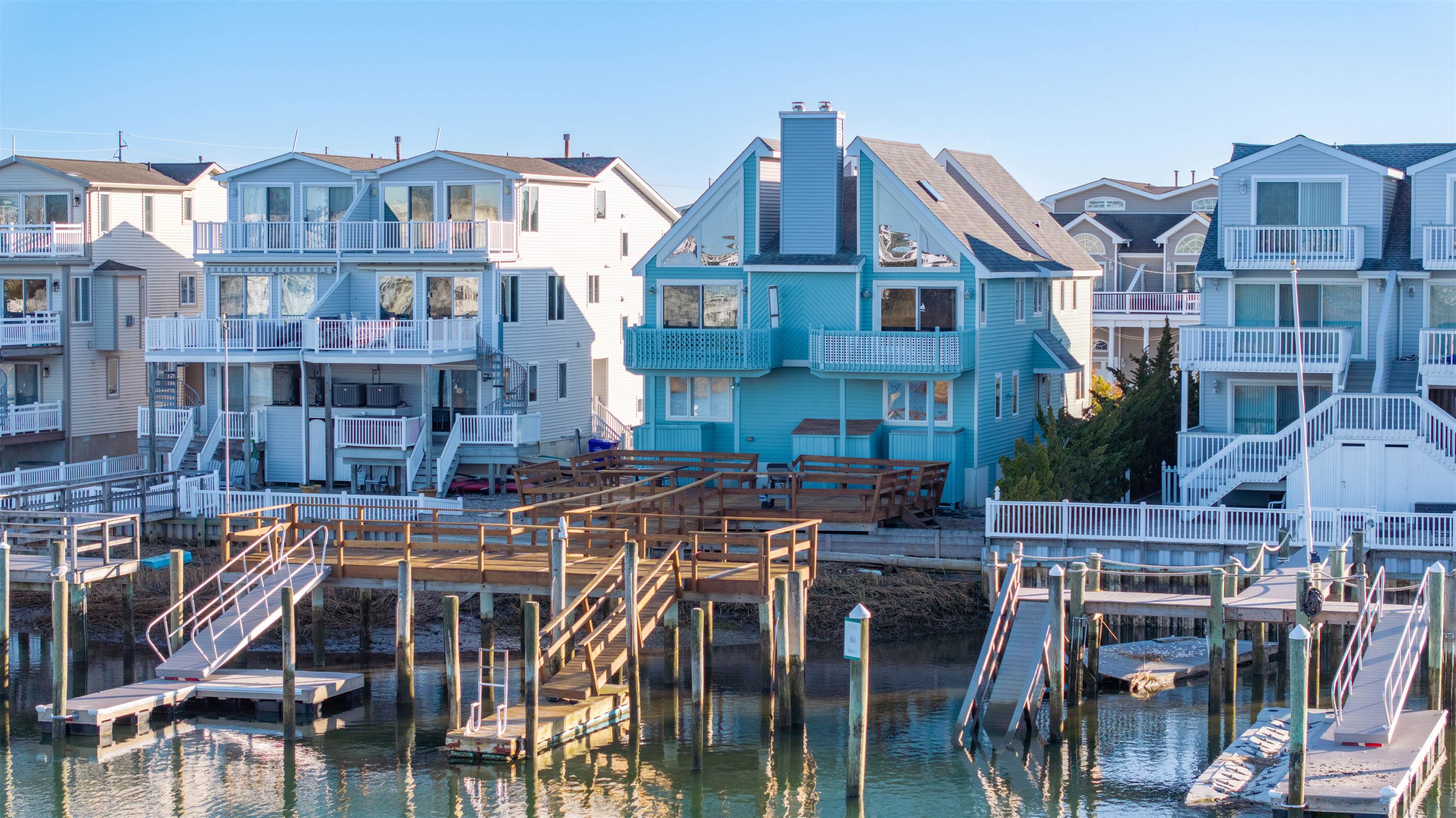 383 39th Street - Avalon