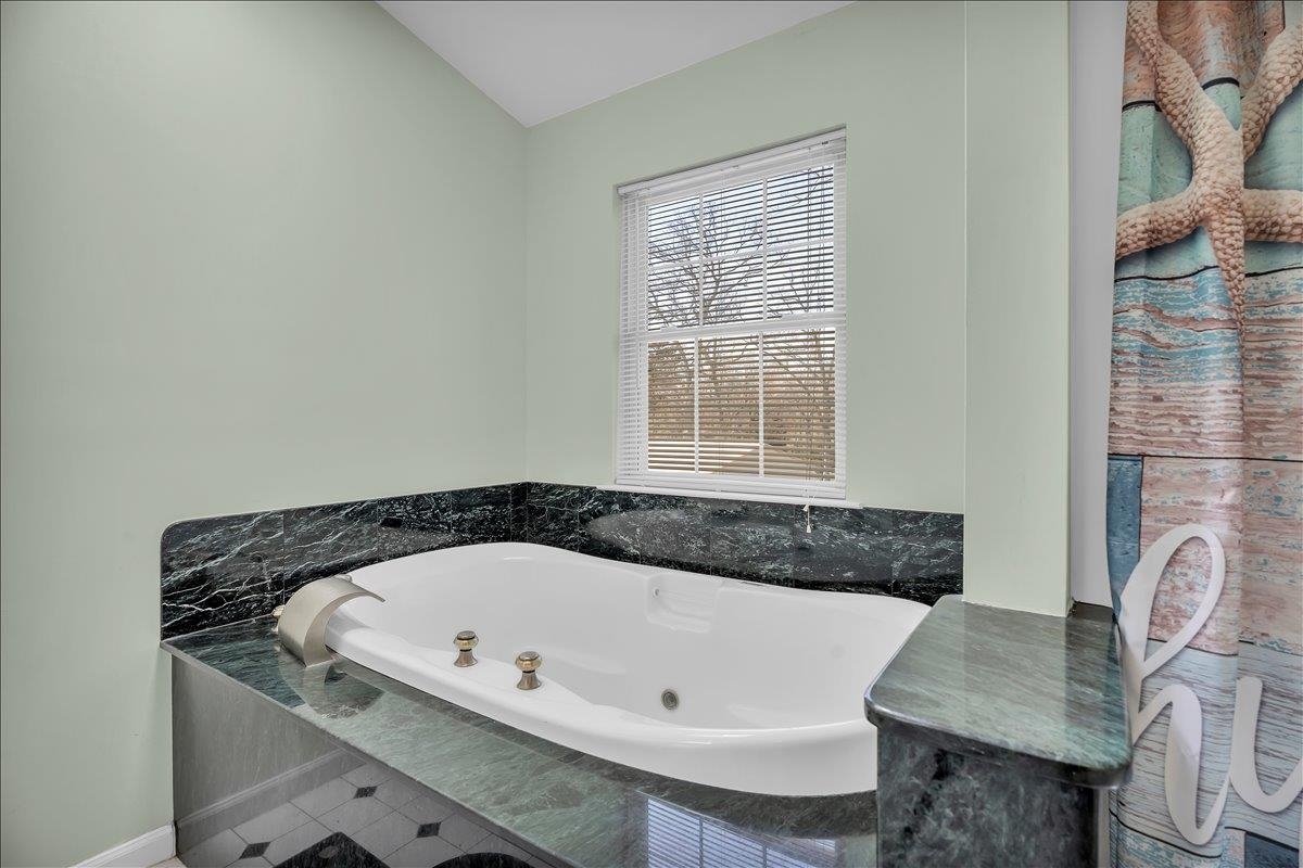 6 Hilltop Drive - Picture 17