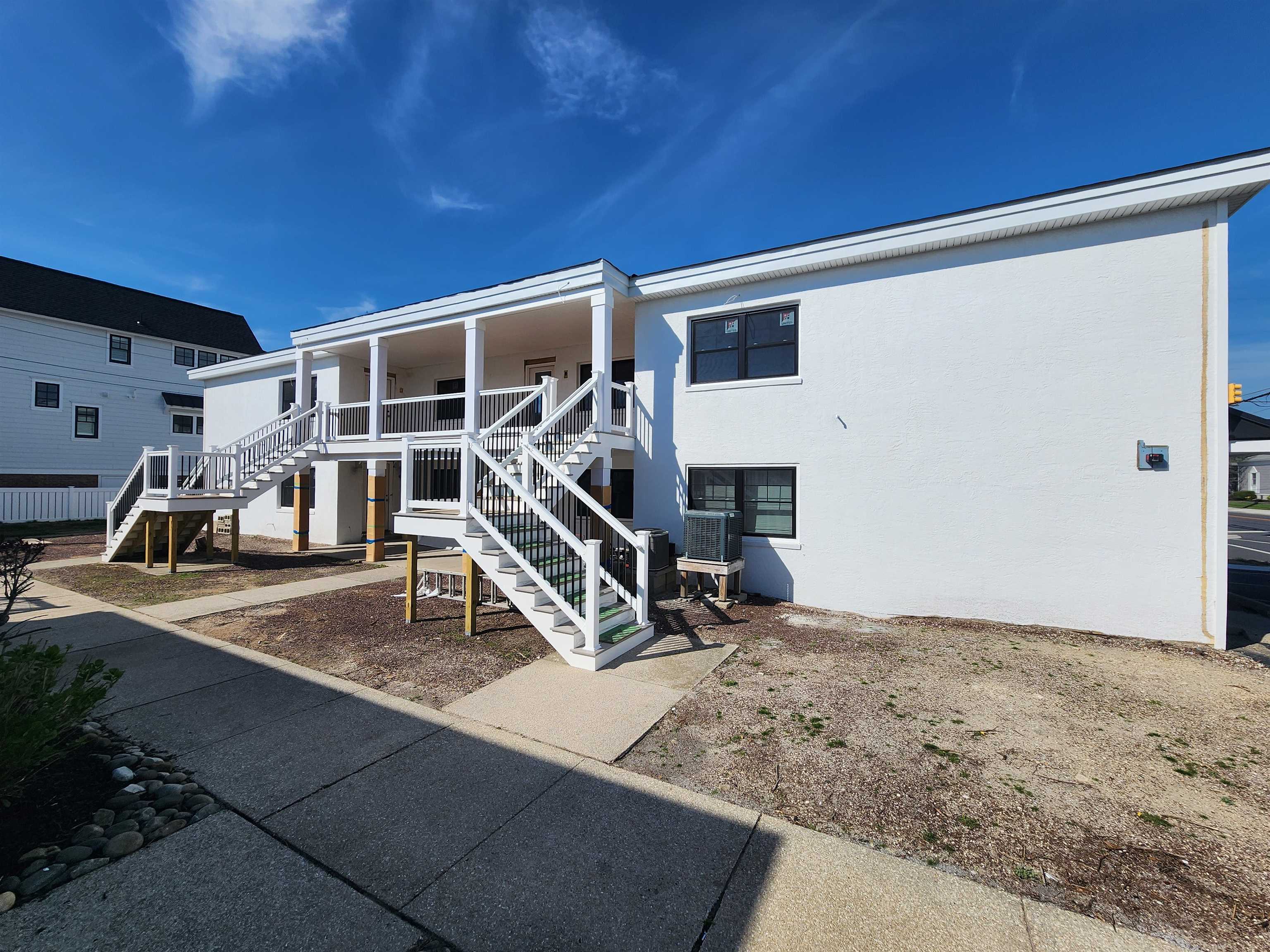 9301 Third Avenue - Stone Harbor