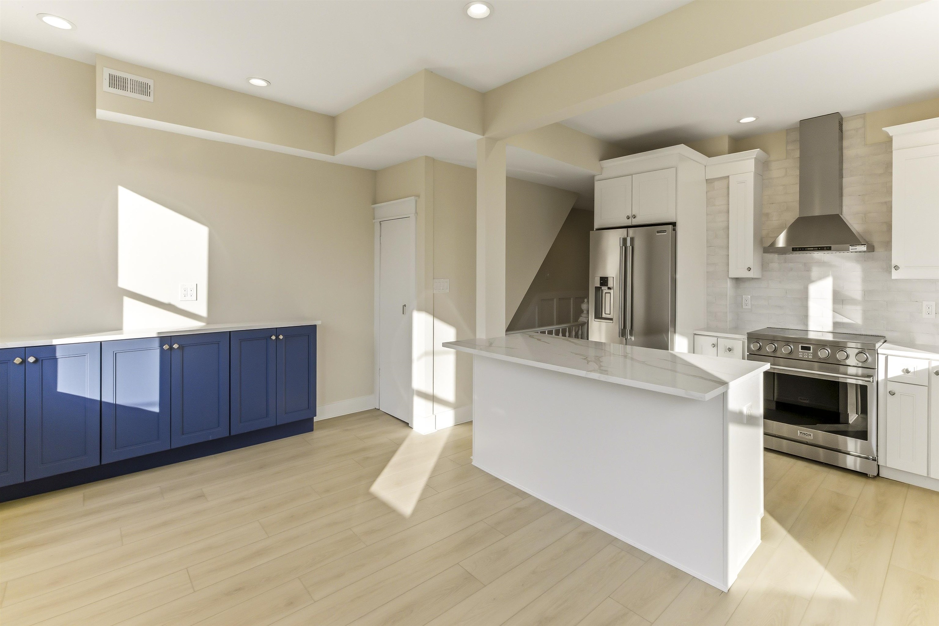 735 Wesley Avenue - Picture 10