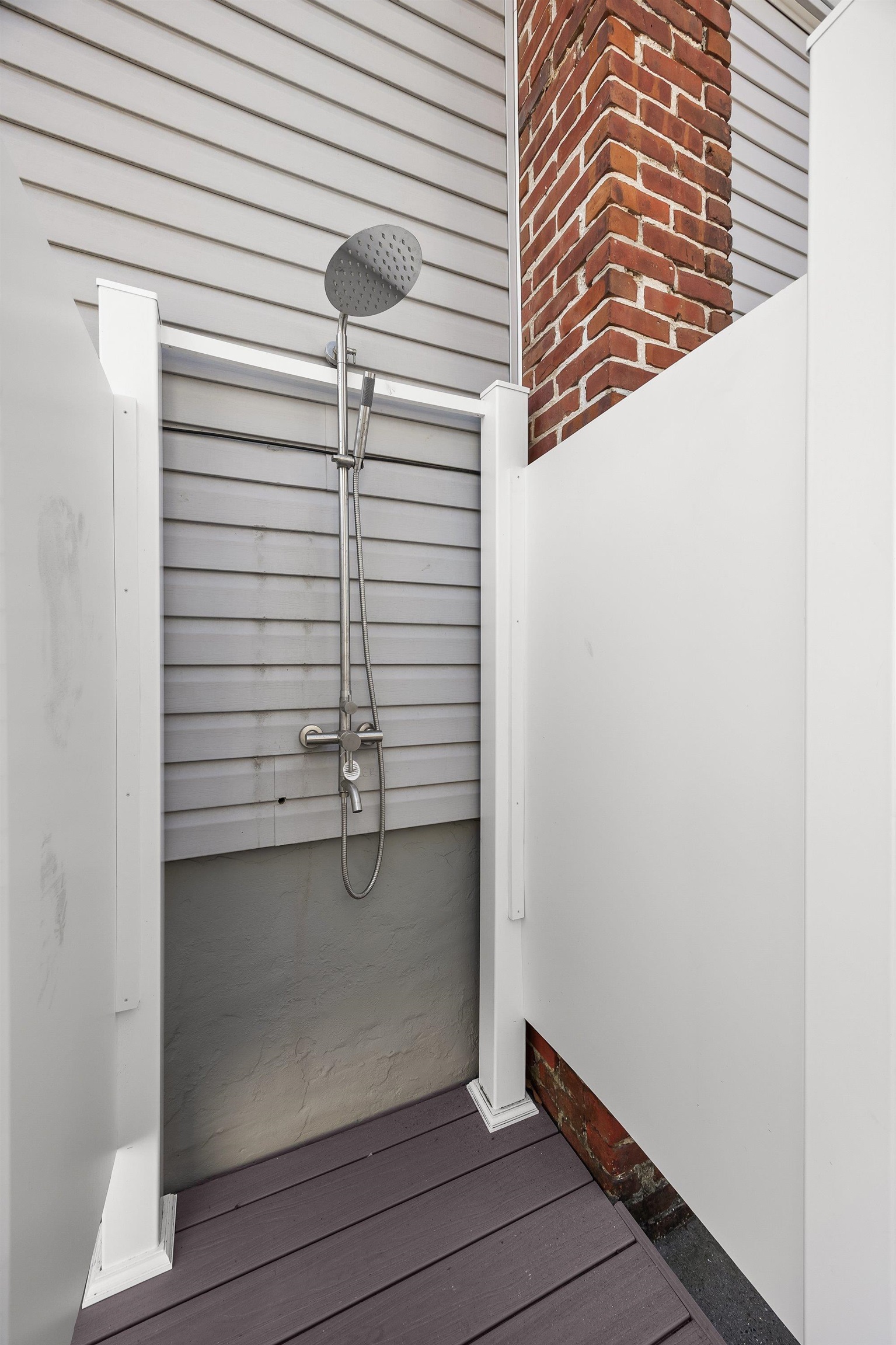 735 Wesley Avenue - Picture 30