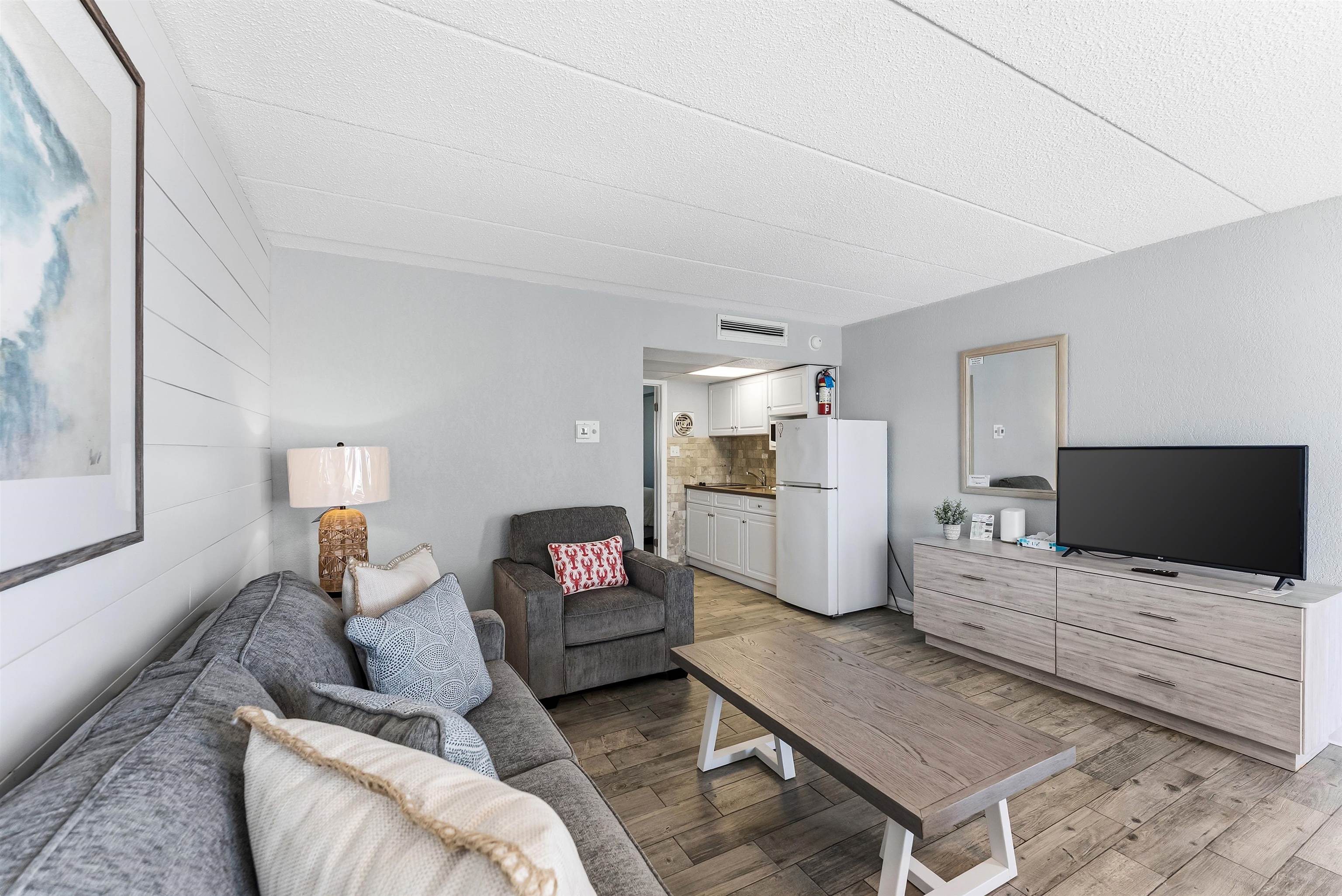 9103 Atlantic Avenue - Picture 3