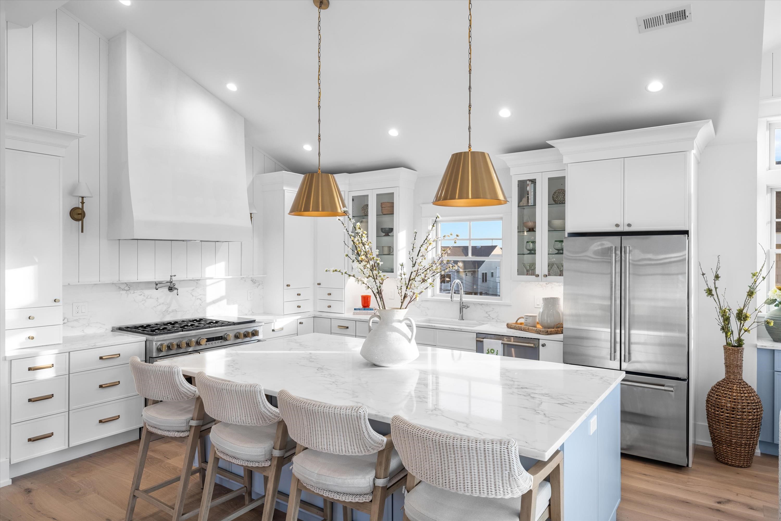 911 Surf Avenue - Picture 12