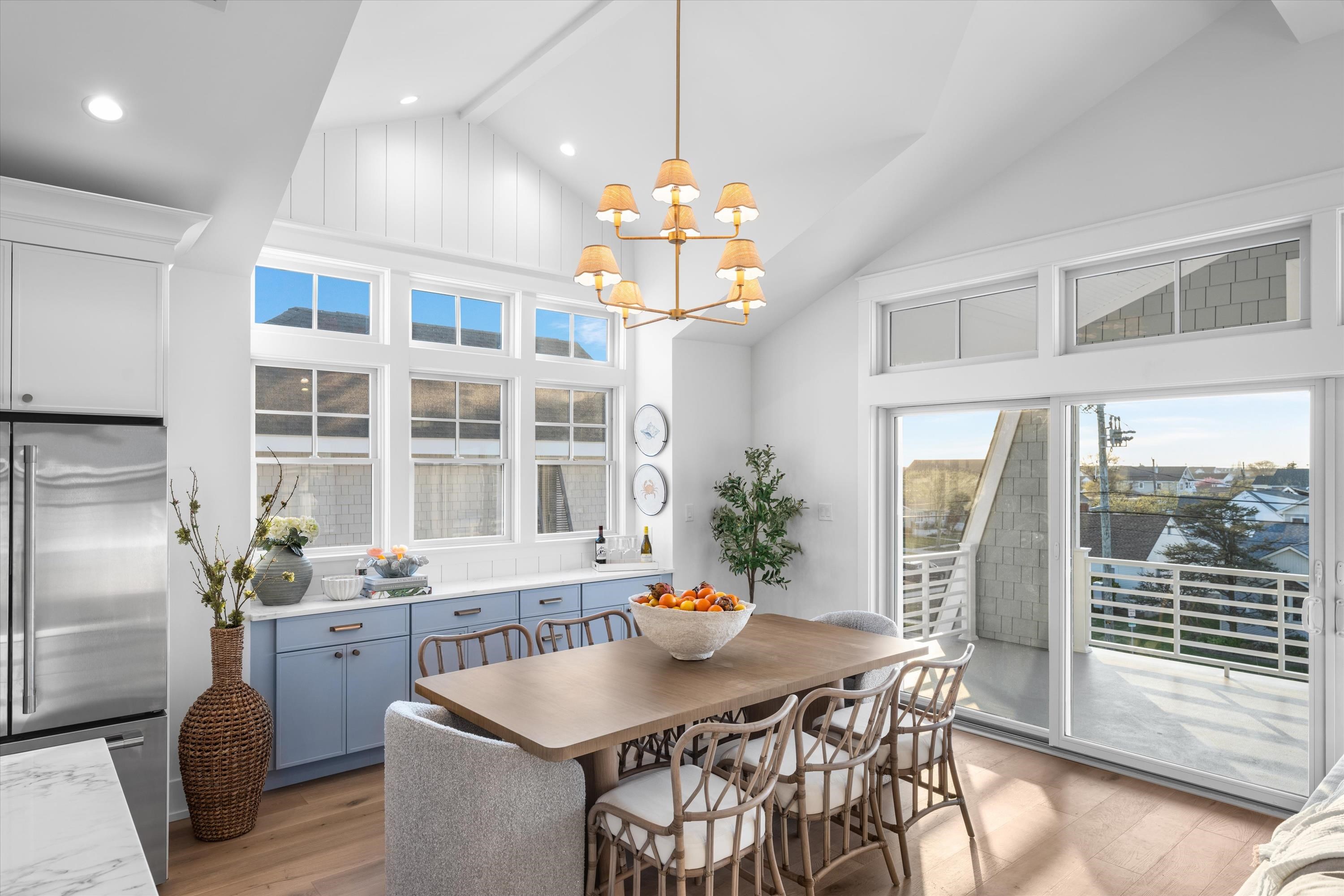 911 Surf Avenue - Picture 13