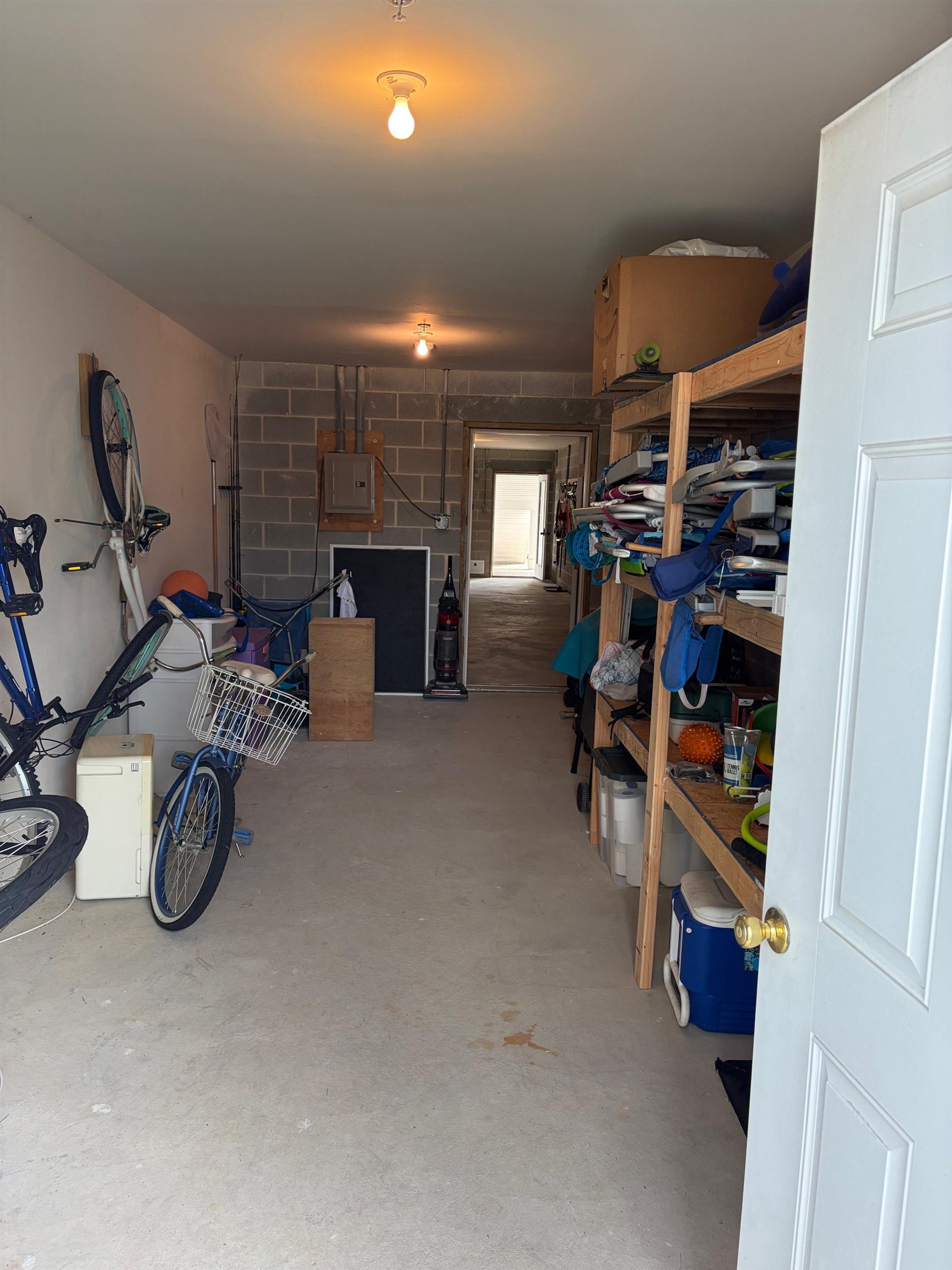 110 E Walnut Avenue - Picture 37