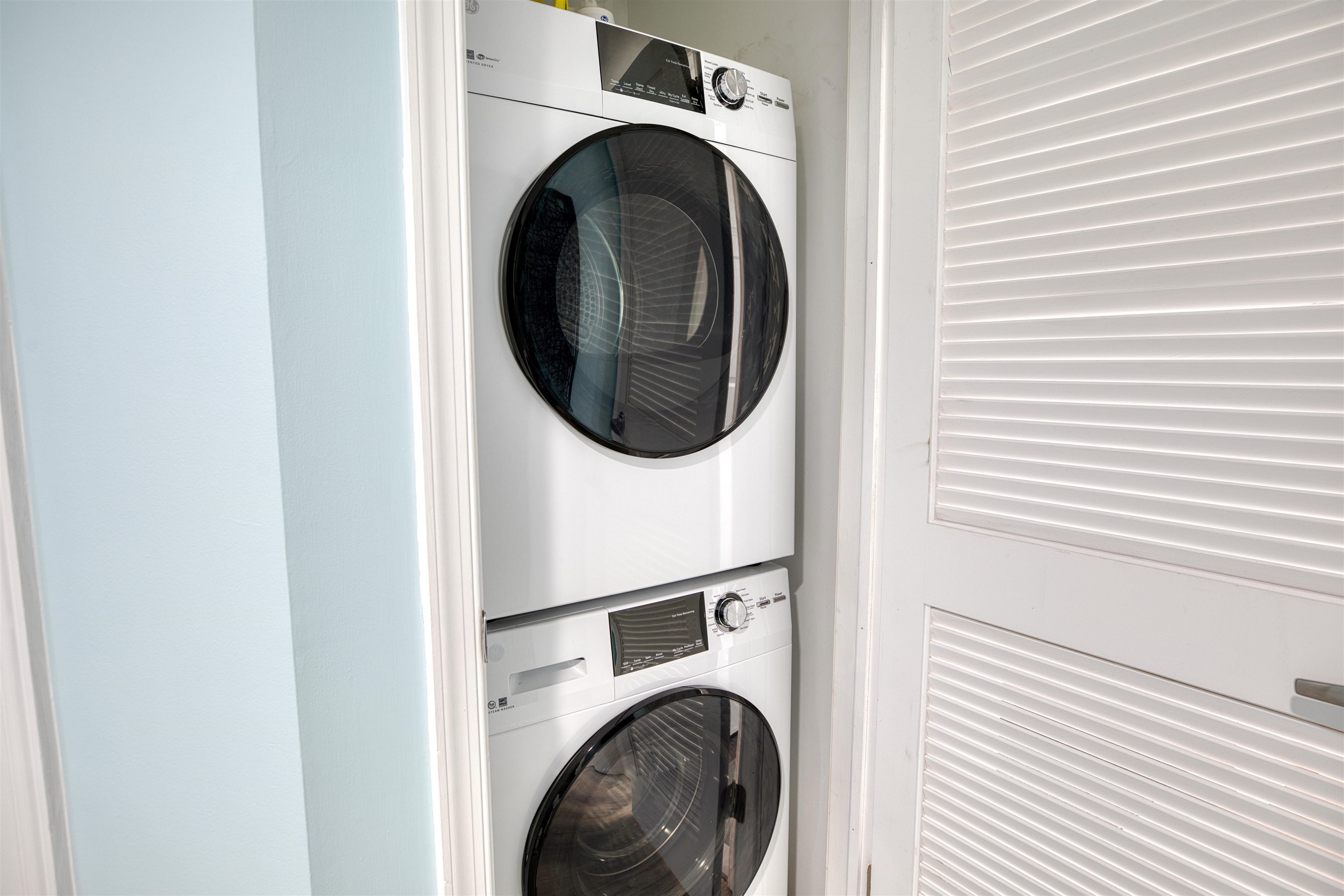 9905 Seapointe Boulevard - Picture 12