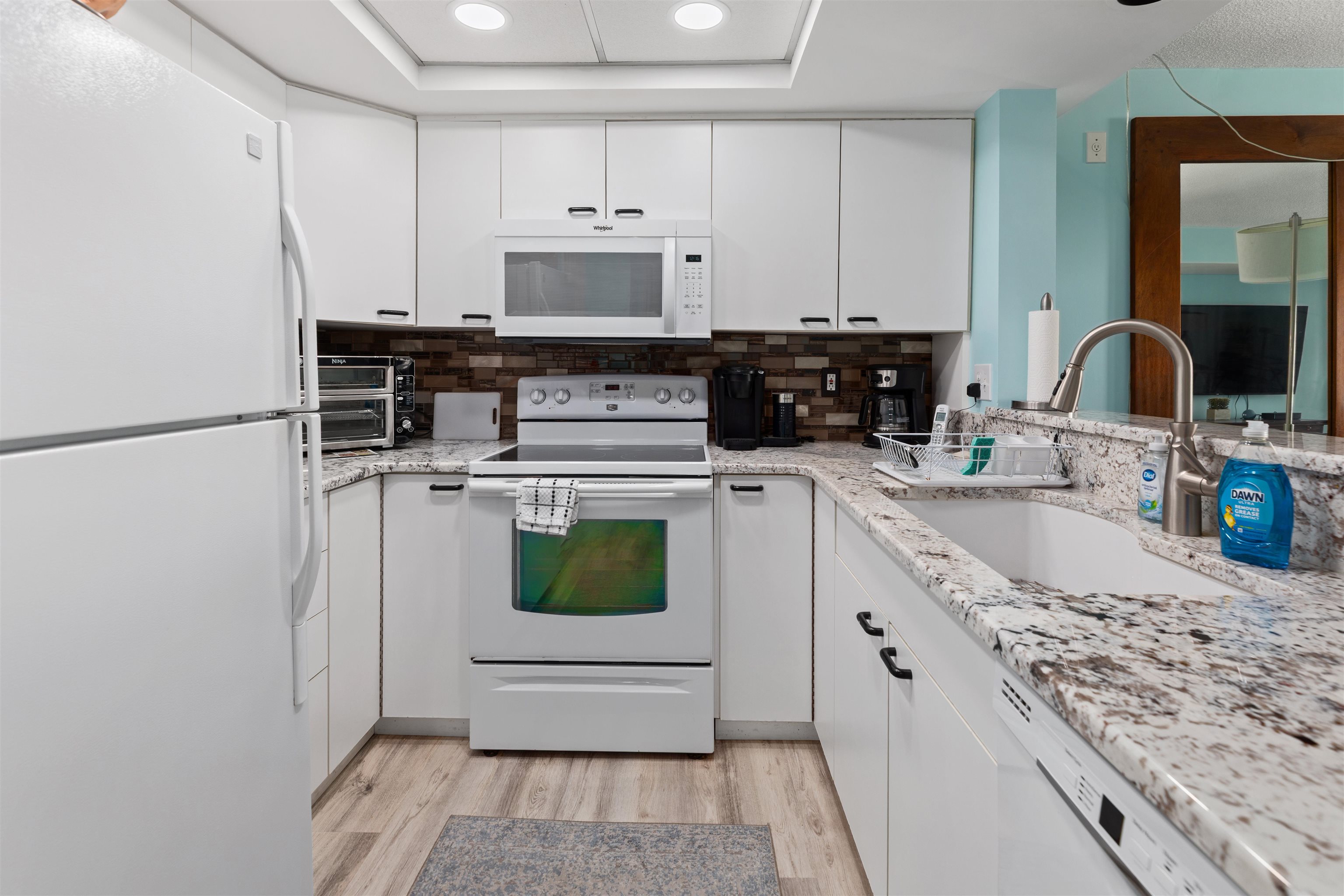 9905 Seapointe Boulevard - Picture 6