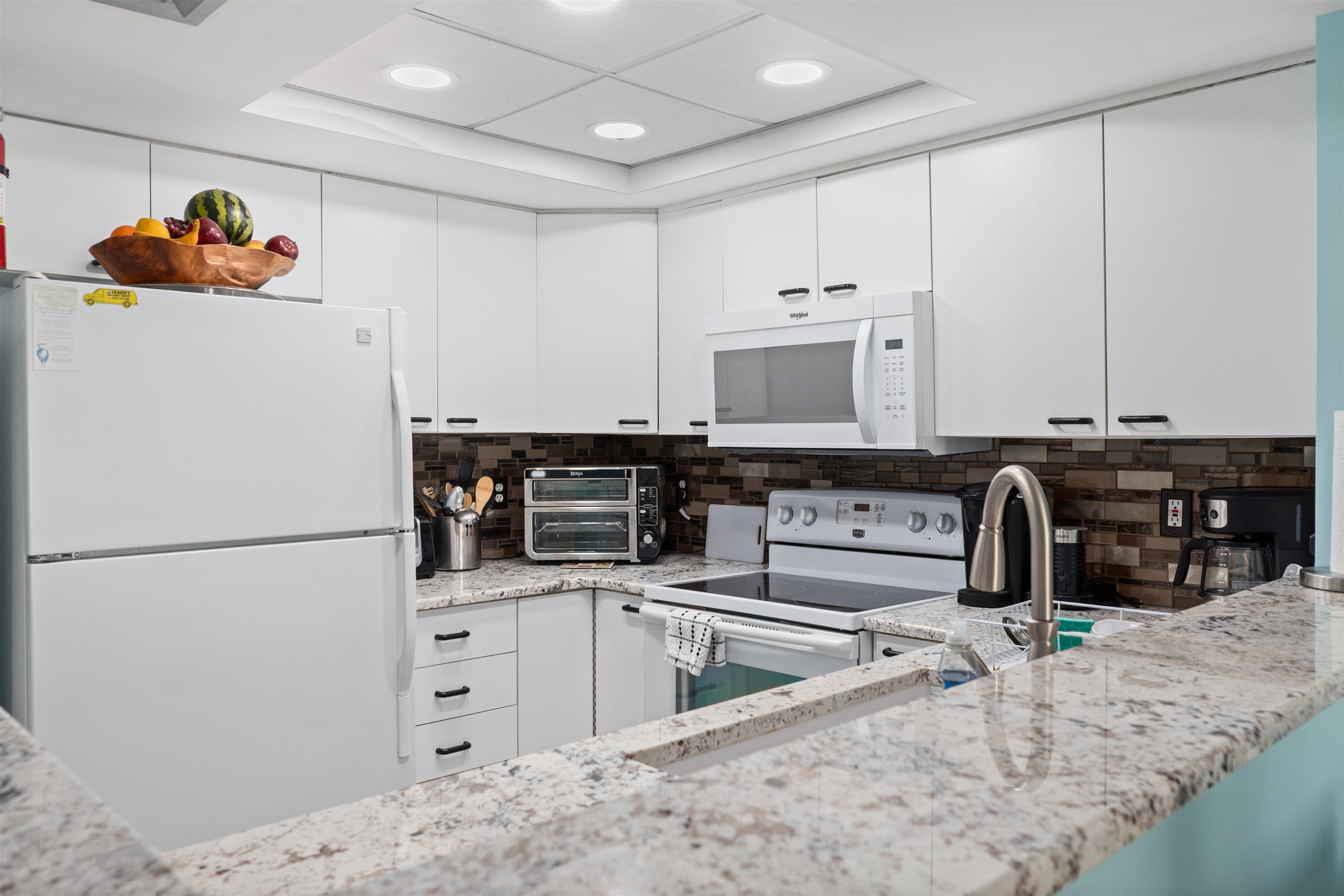 9905 Seapointe Boulevard - Picture 7