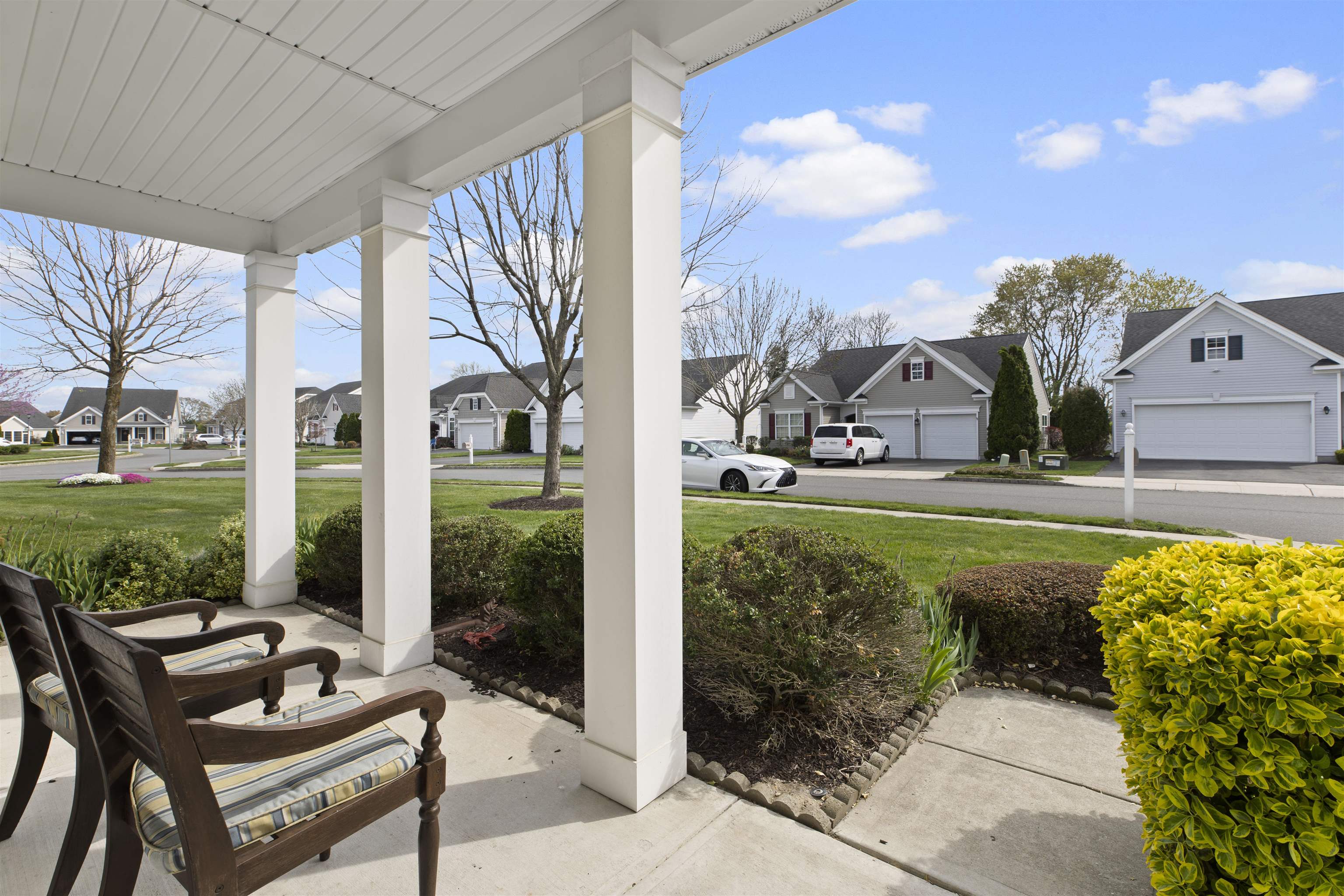 30 Lochalsh Lane - Picture 2