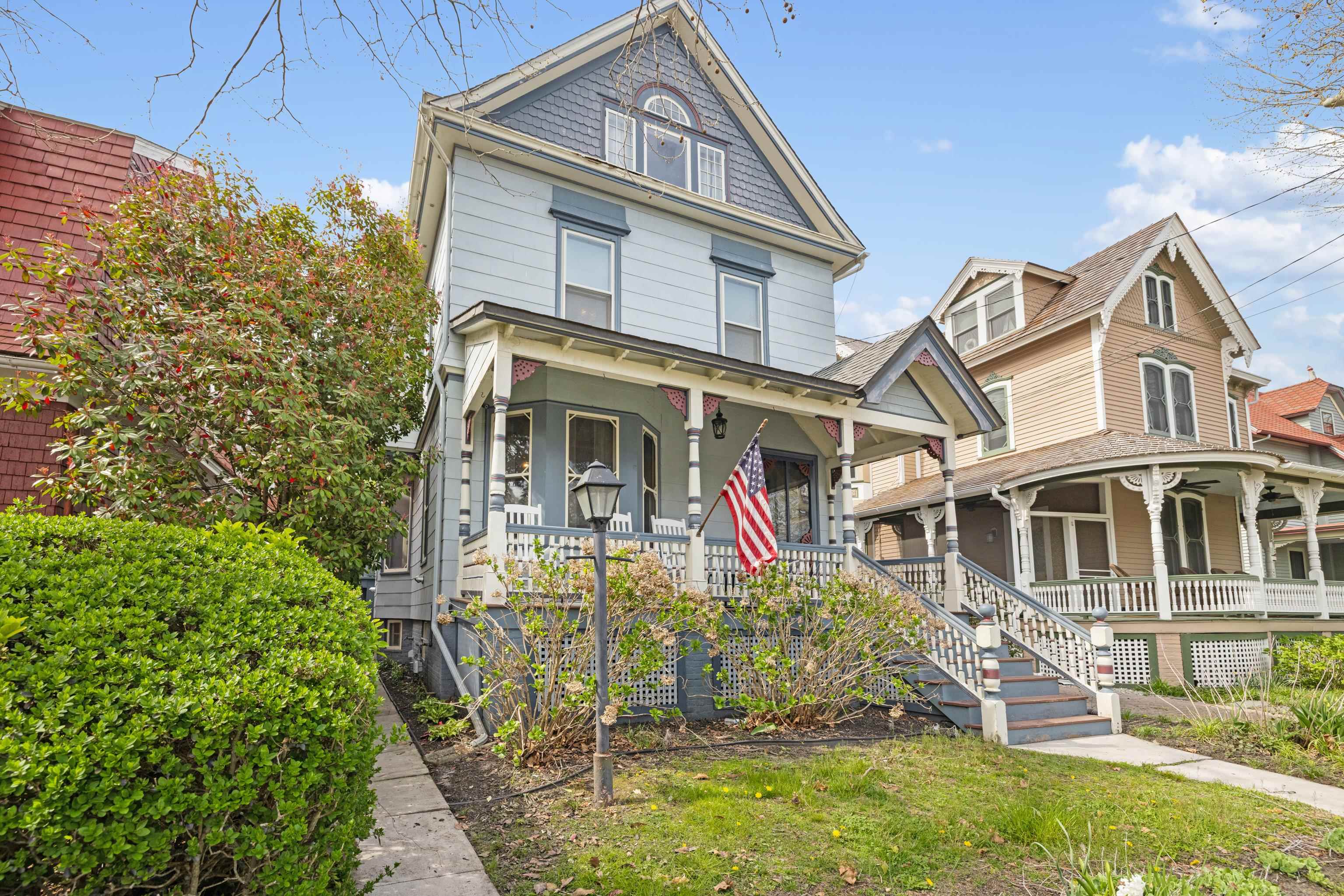 627 Hughes Street, Cape May